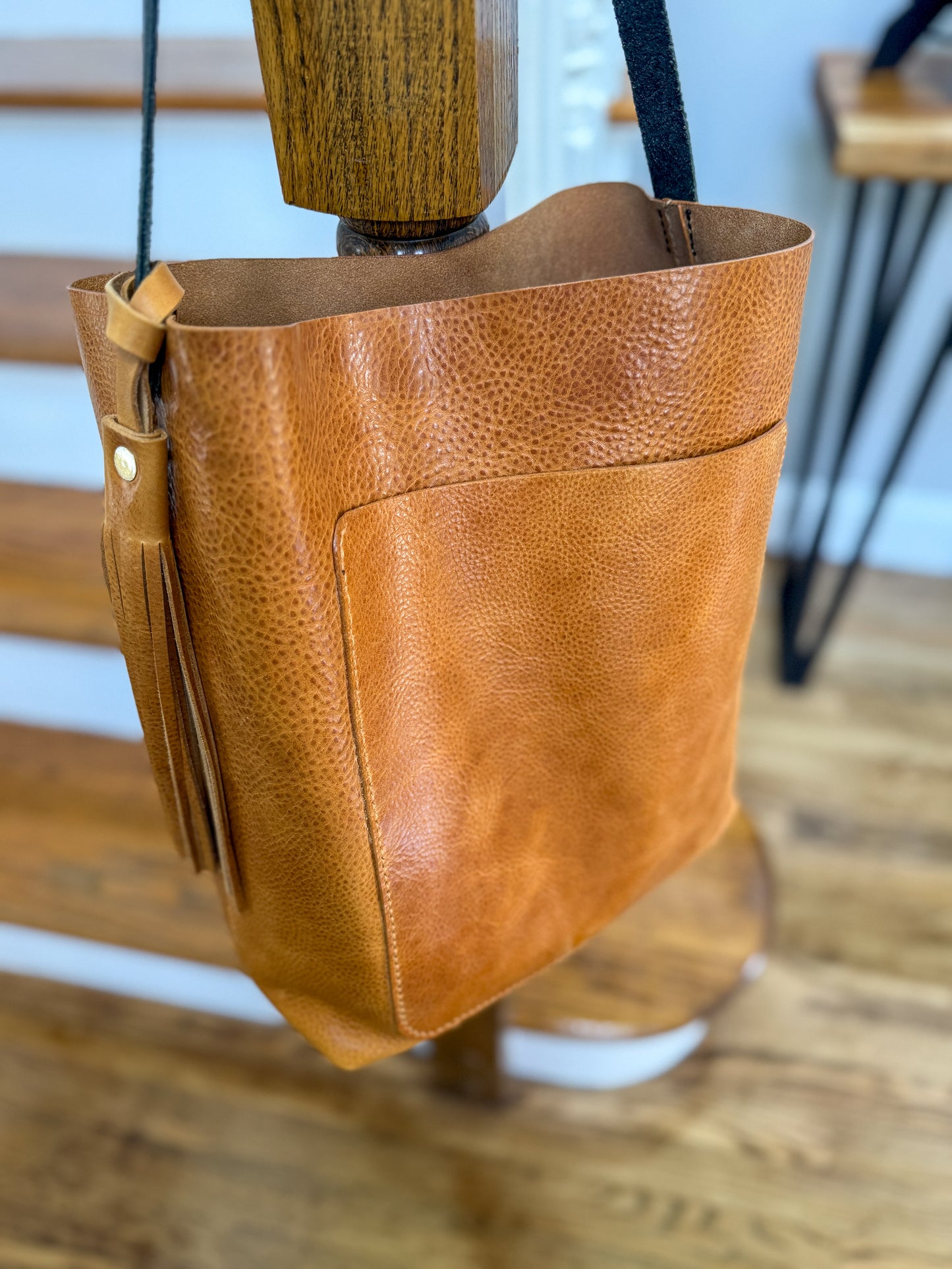 Bennett Bucket in Italian Honey Saffron Vegetable Tanned Leather