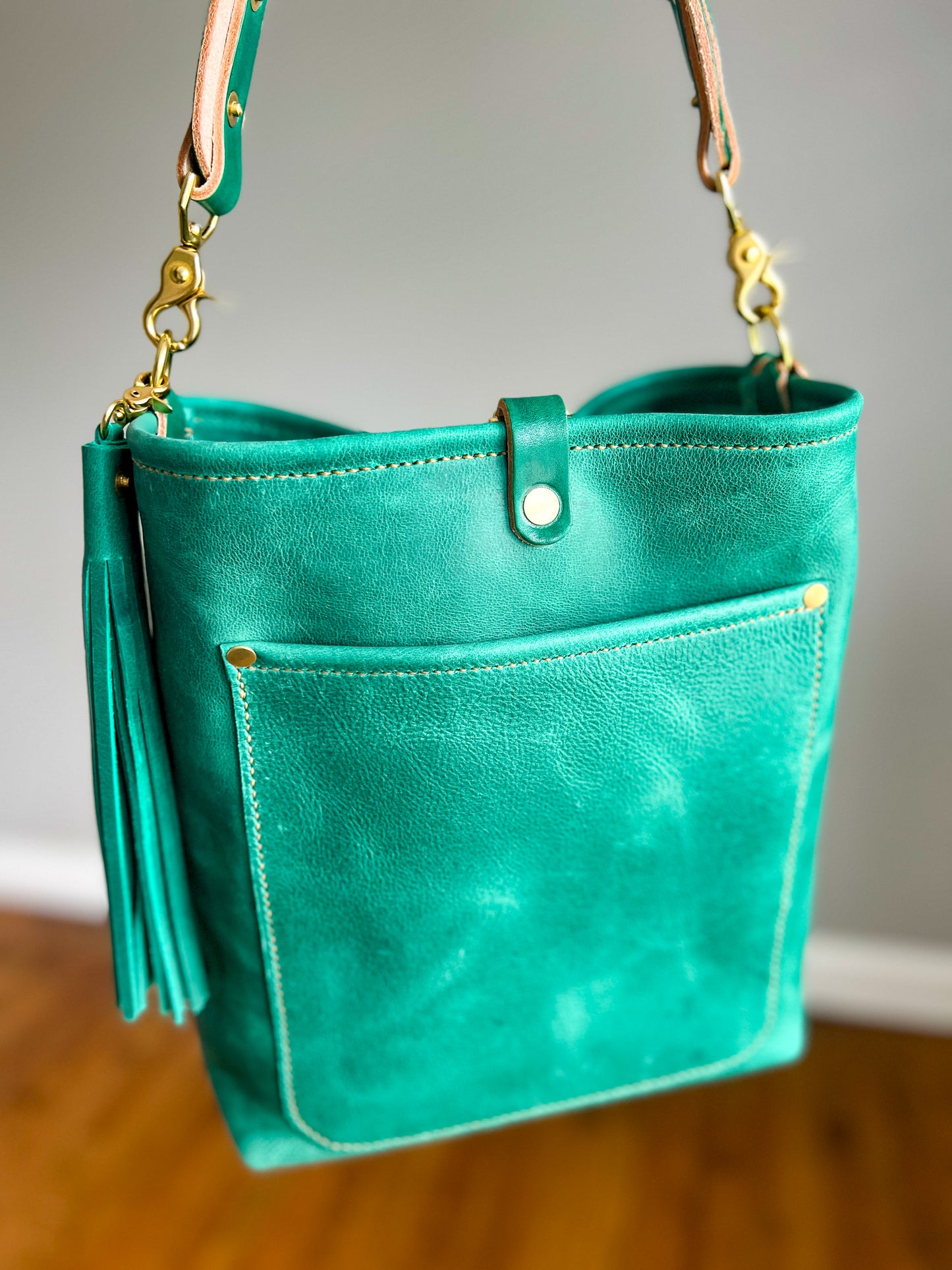 Bennett Bucket in Teal Full Grain Leather