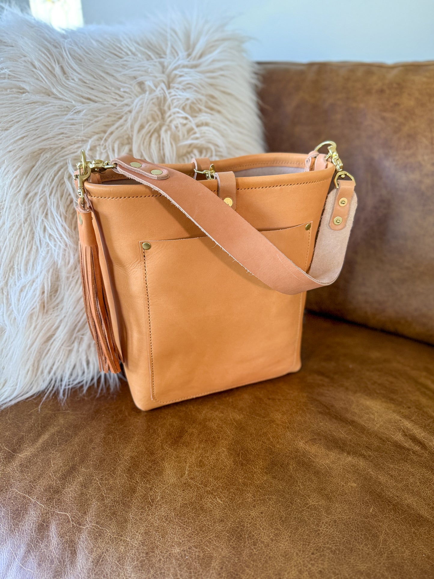 Bennett Bucket in Natural Vachetta (non-milled)