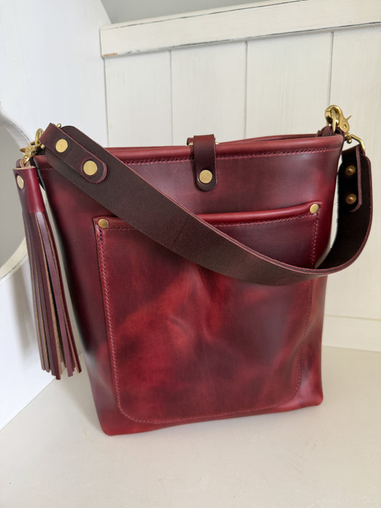 Bennett Bucket in Burgundy Chromexcel Horween