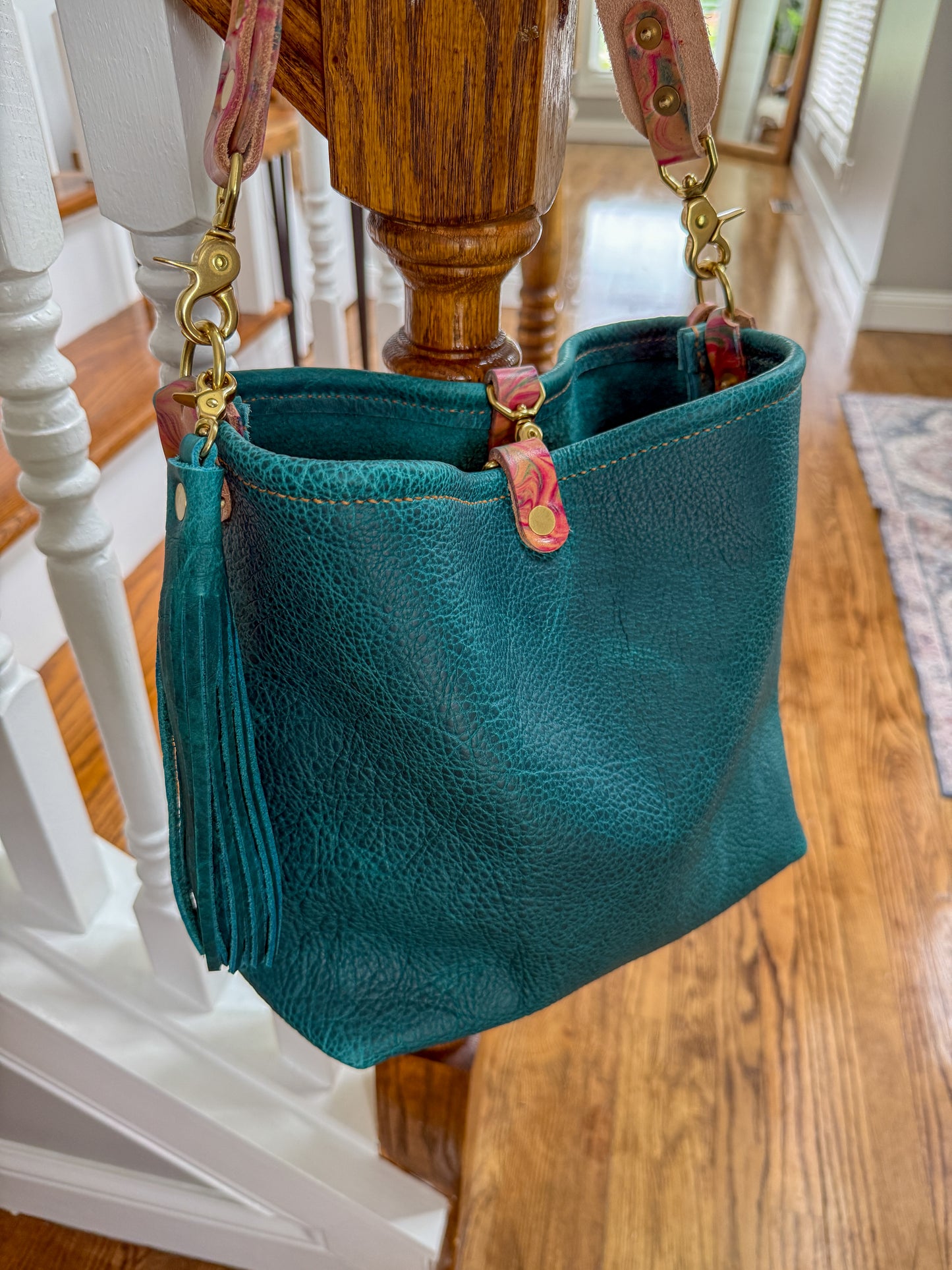 Hobo Bucket in Blue Moon Bison w/Candy Strap