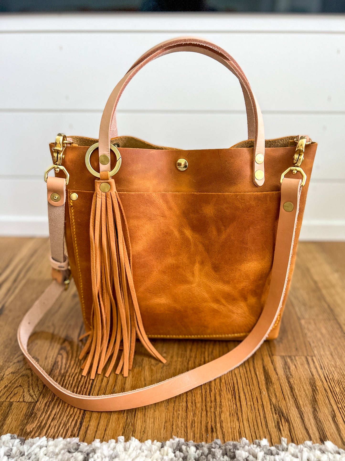 Brookie Medium Shoulder Tote in Sedona