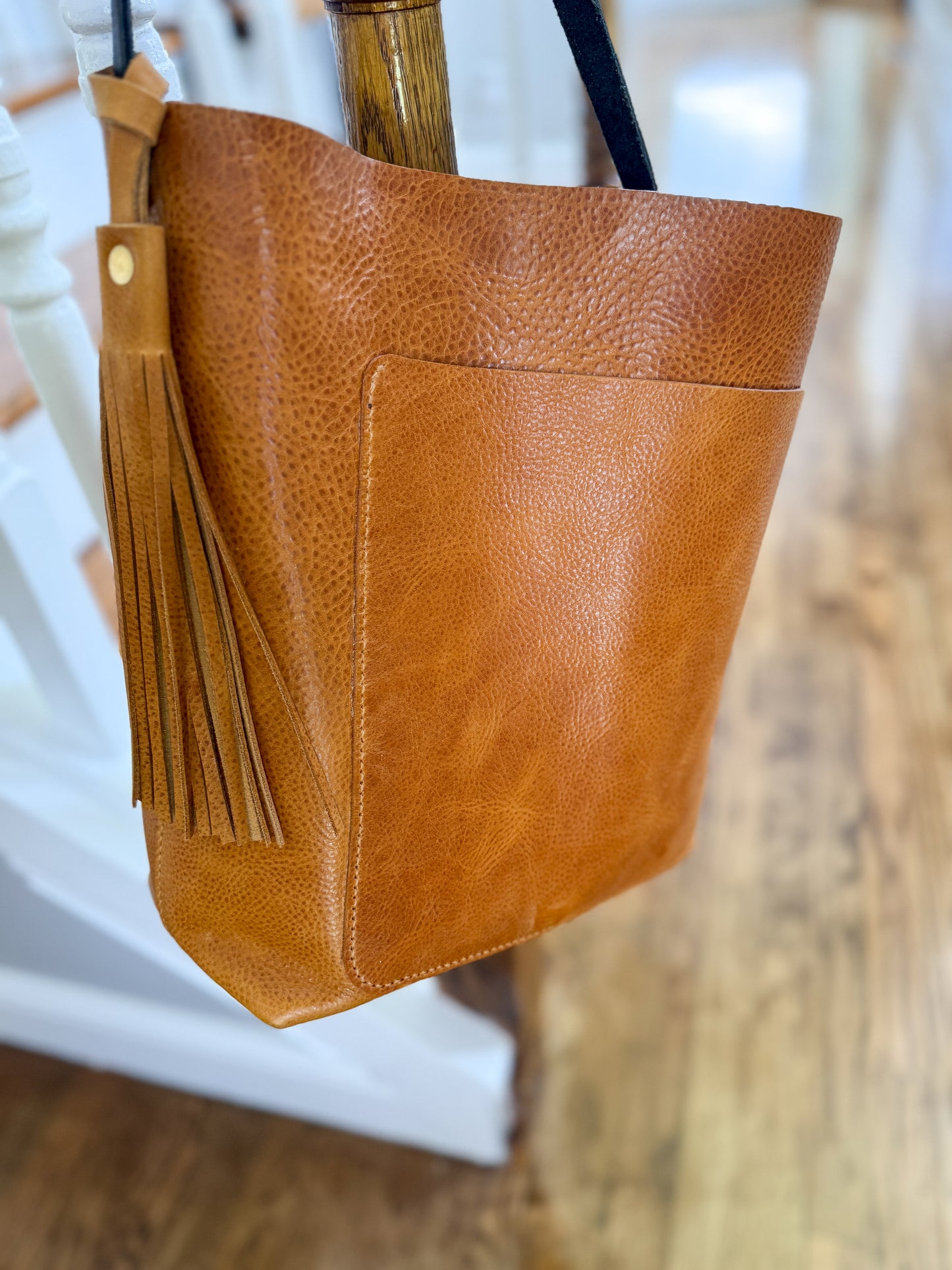 Bennett Bucket in Italian Honey Saffron Vegetable Tanned Leather