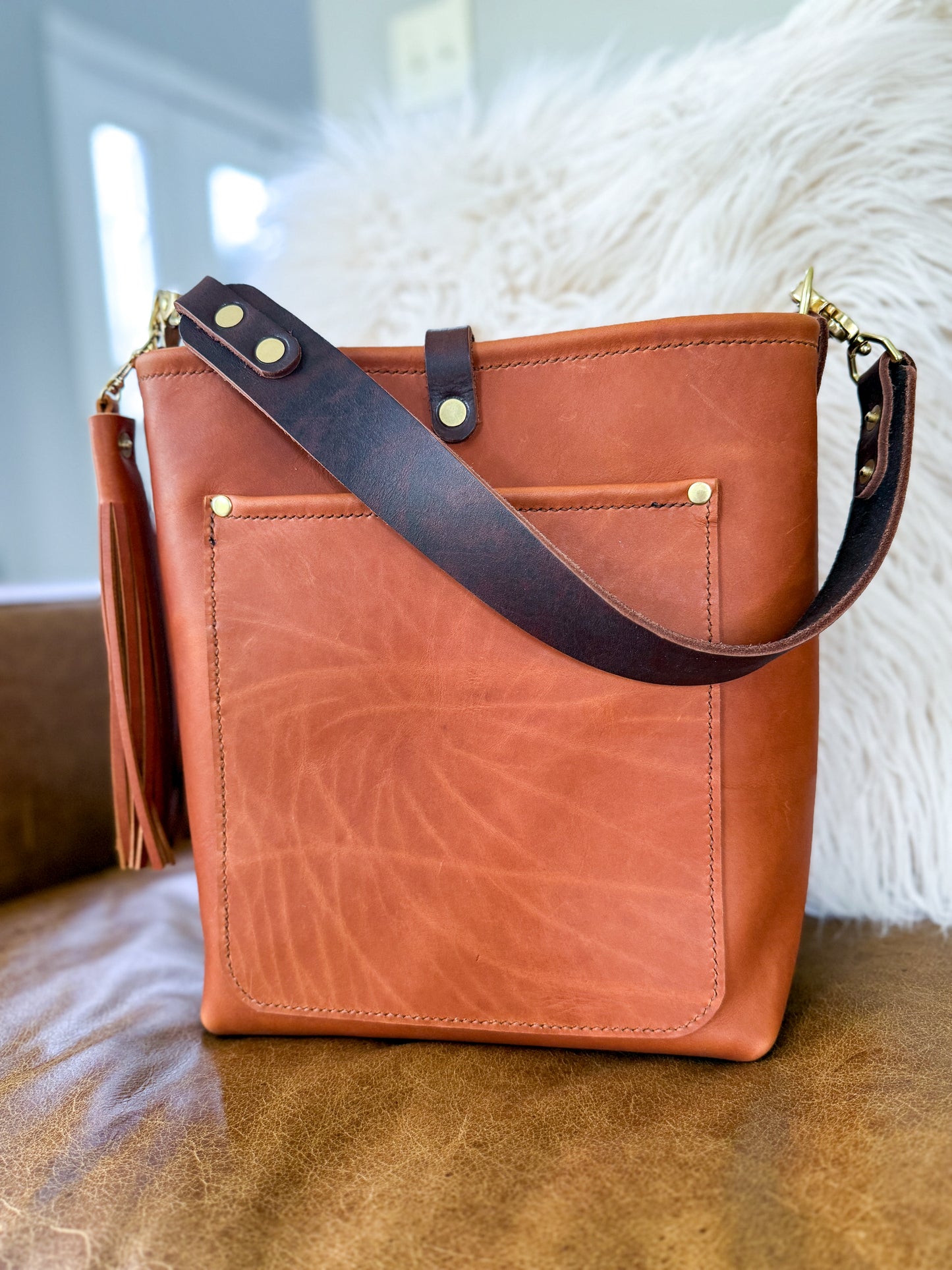 Bennett Bucket in Tawny Full Grain Leather