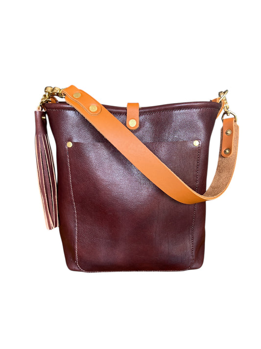 Bennett Bucket in Luxe Horween