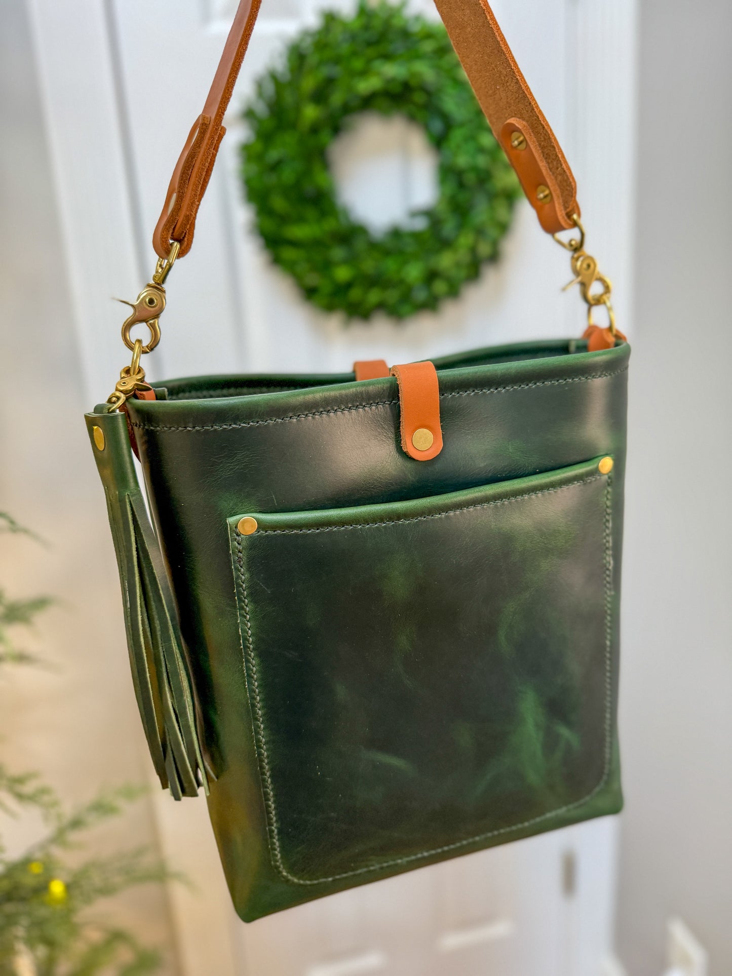 Bennett Bucket in Emerald Horween Puttman Leather