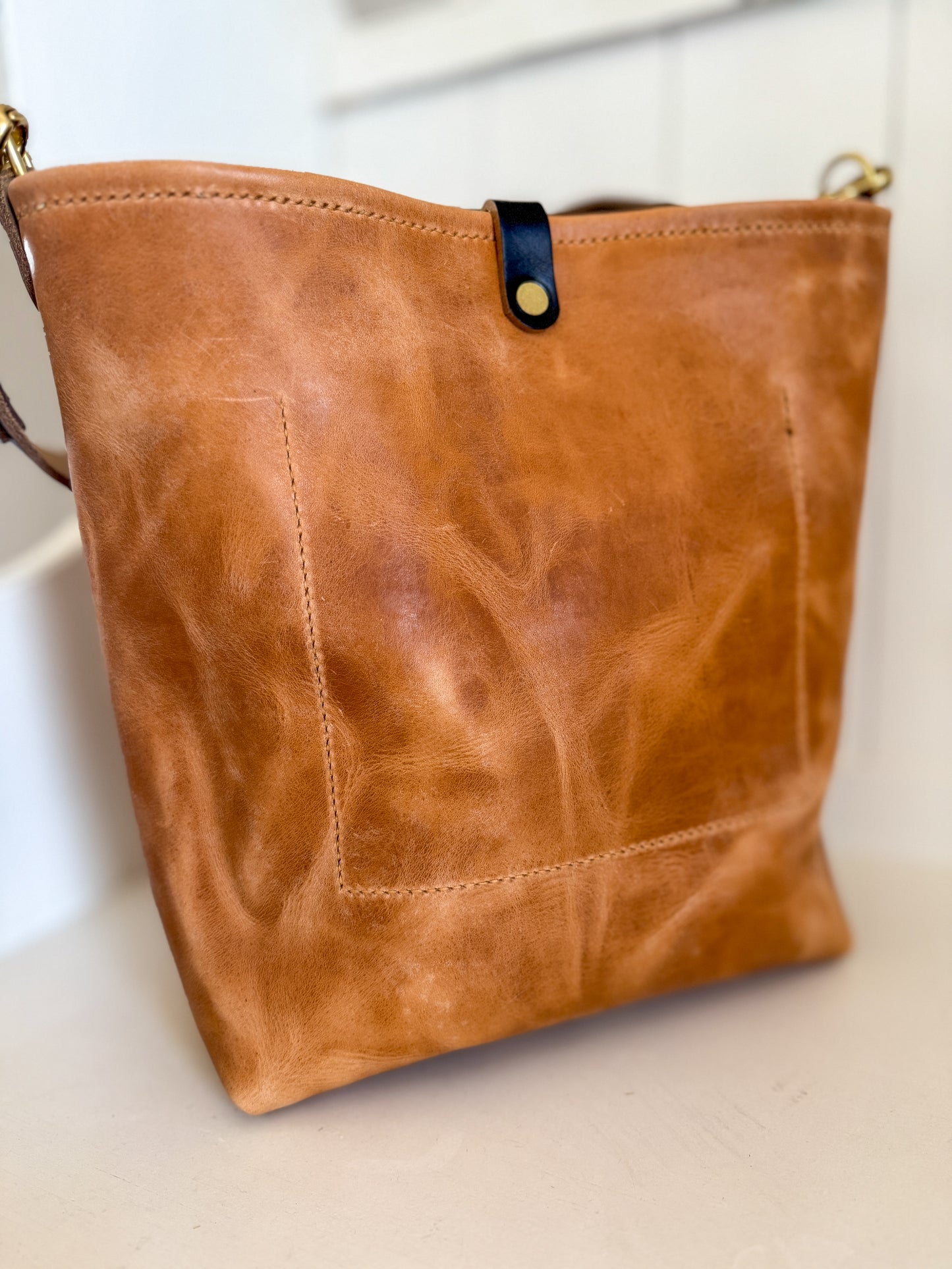 Bennett Bucket in Light Natural Derby Horween