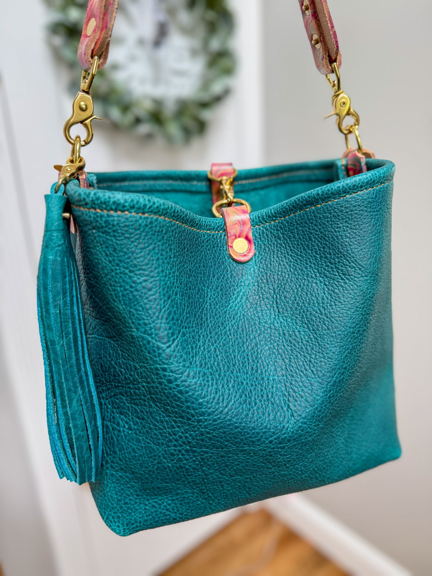 Hobo Bucket in Blue Moon Bison w/Candy Strap