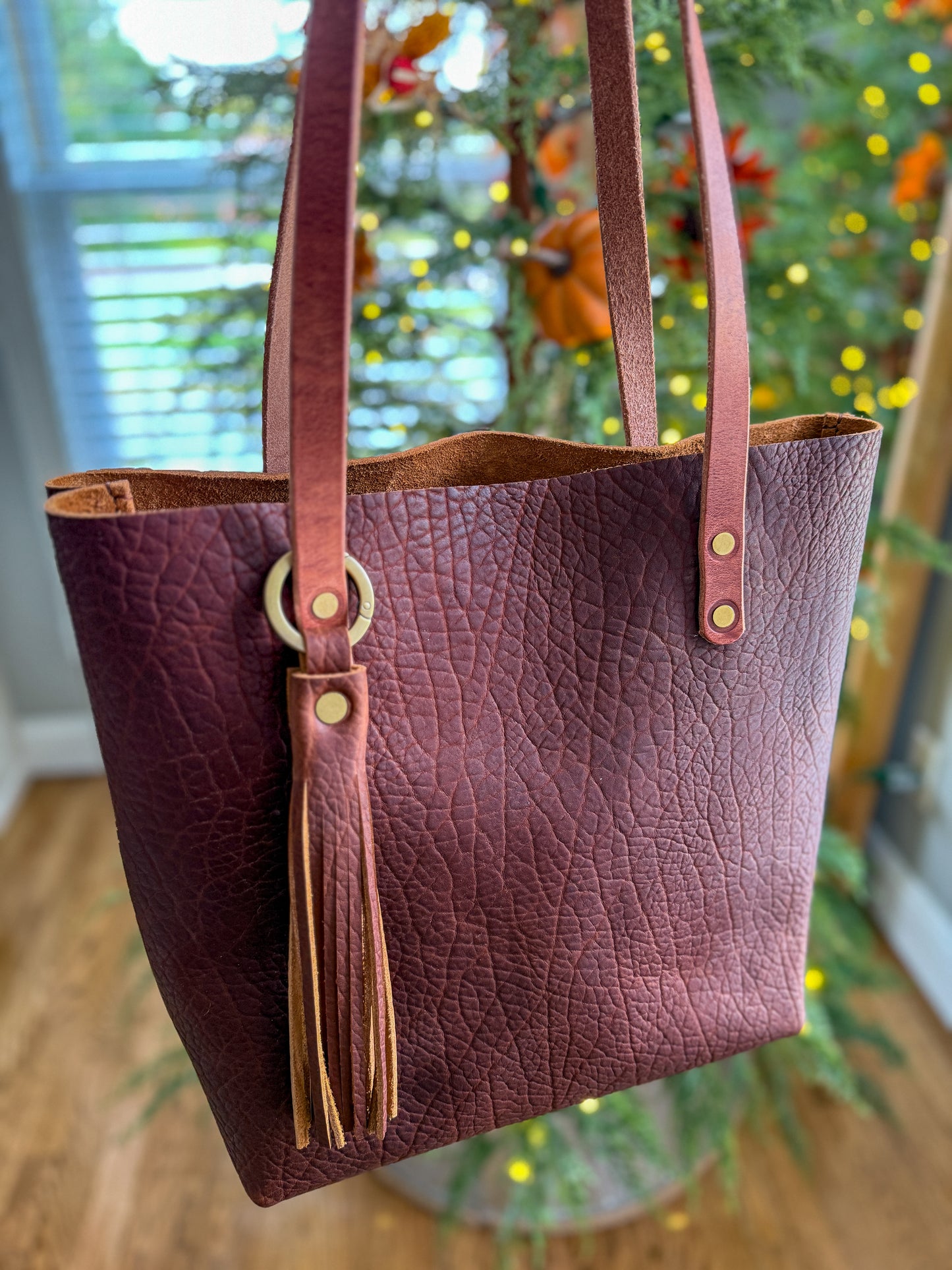 Classic Tote in Cherry Mahogany Full Grain Bison