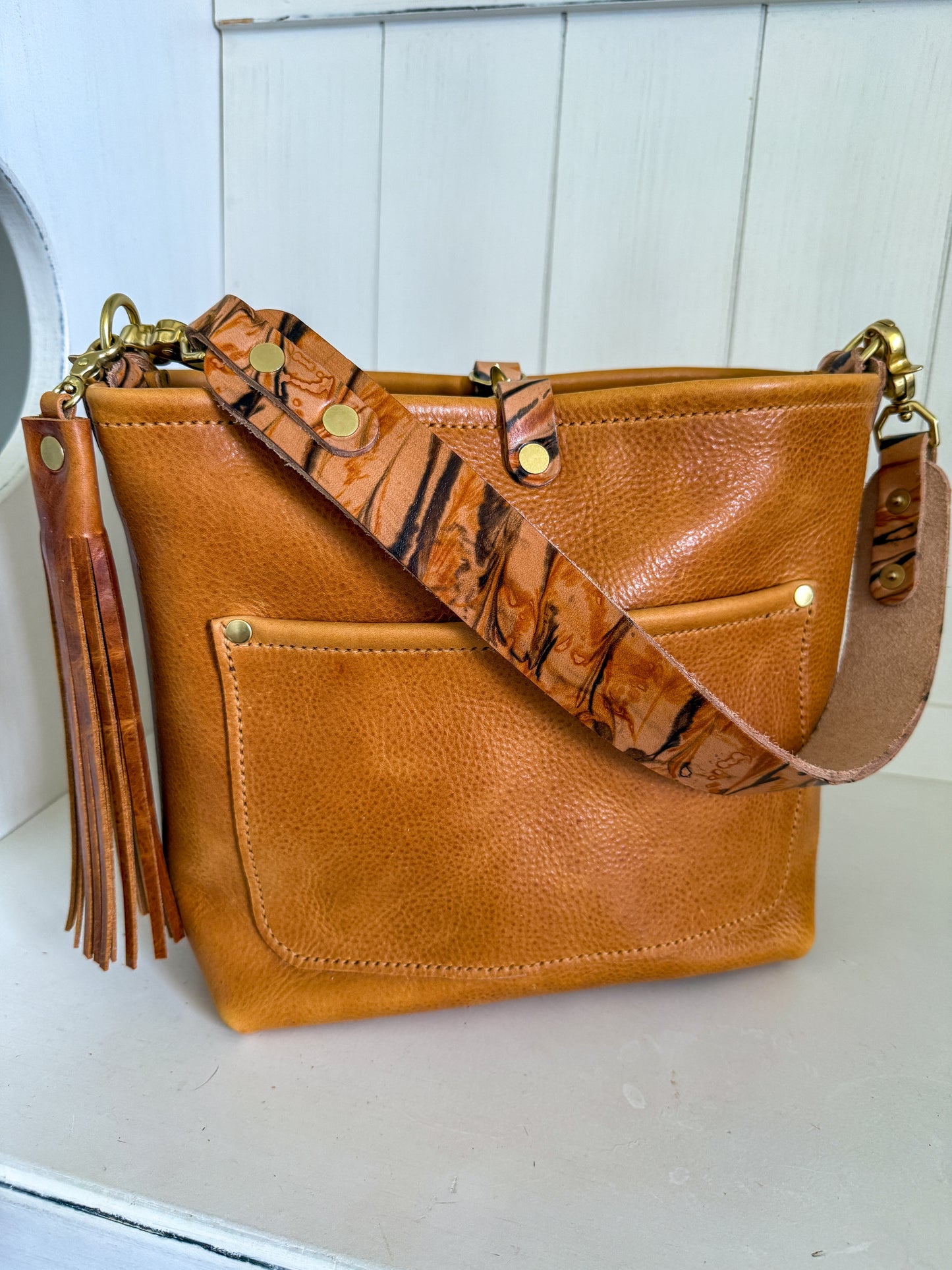 Bennett “shorty” Bucket in Honey Saffron Italian Leather