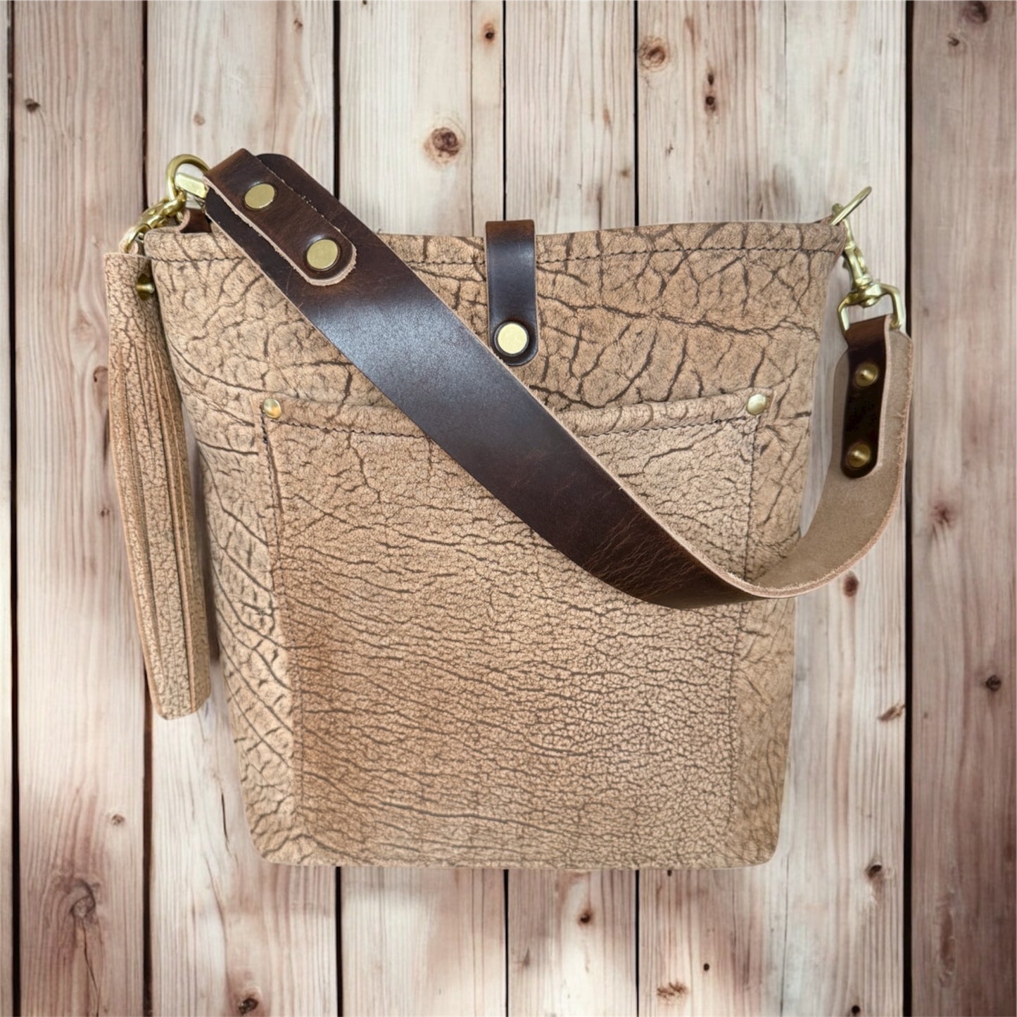 Bennett Bucket in Riverstone Full Grain Bison