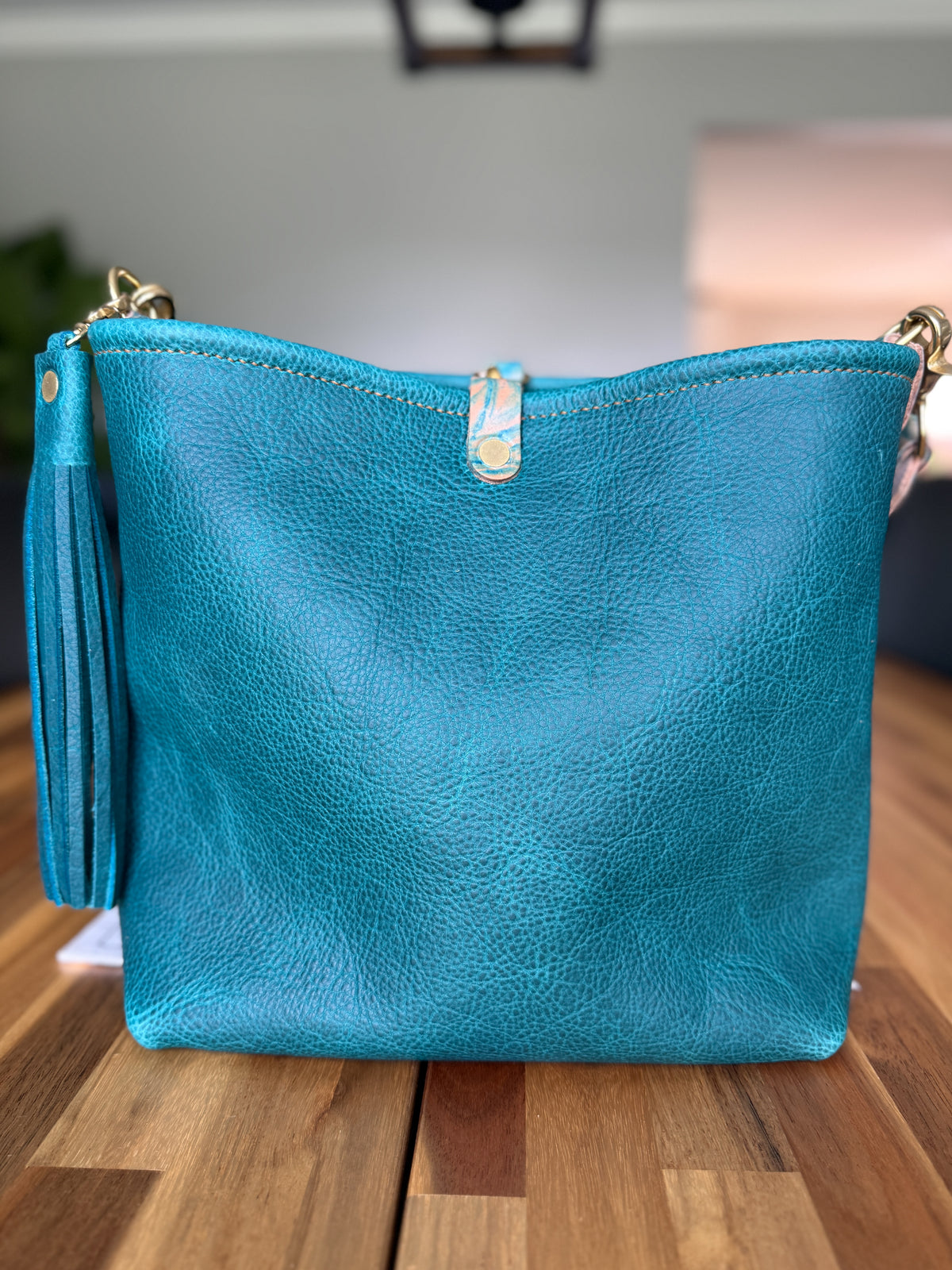 Hobo Bucket in Blue Moon Bison w/Candy Strap