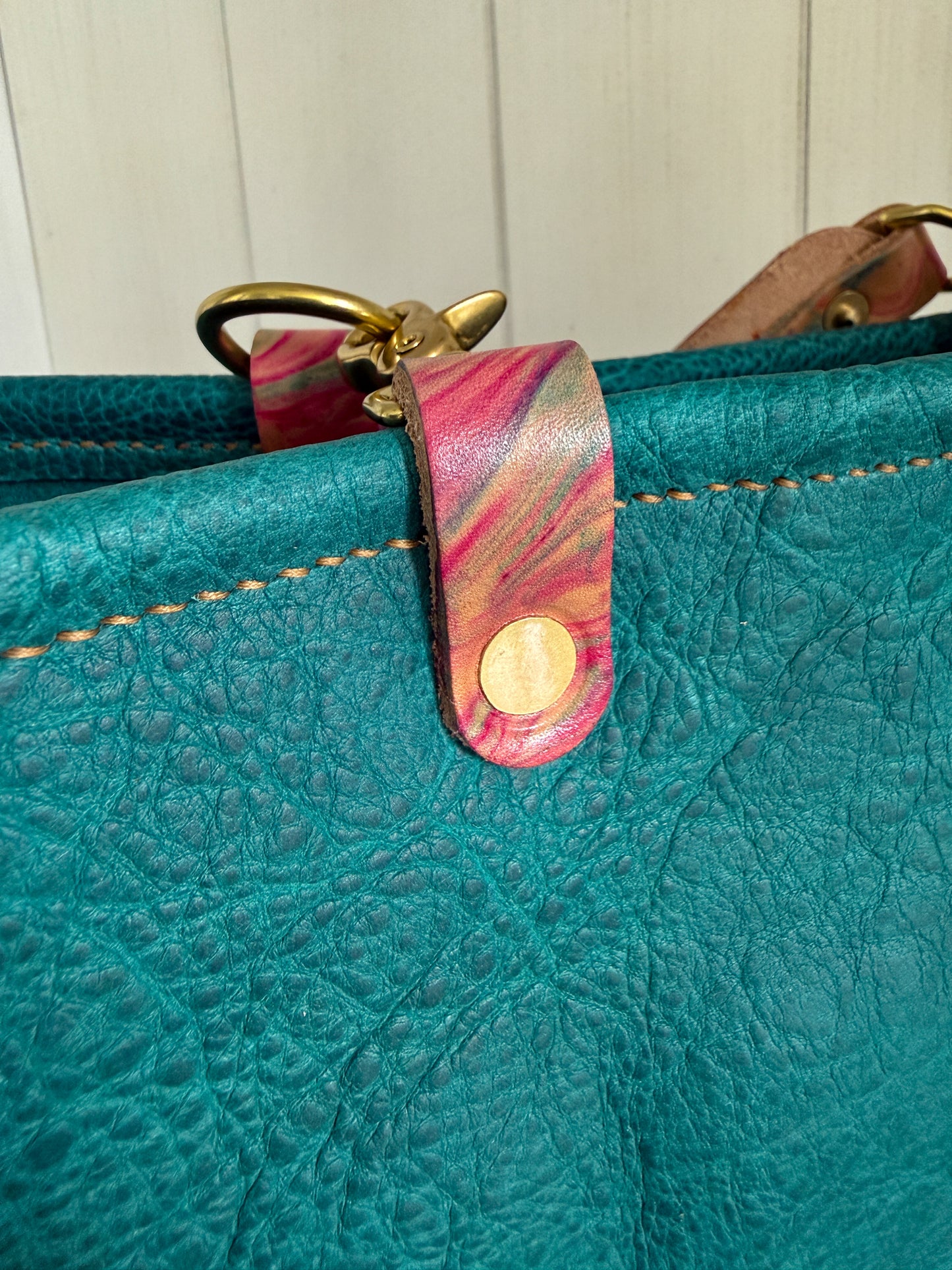 Hobo Bucket in Blue Moon Bison w/Candy Strap