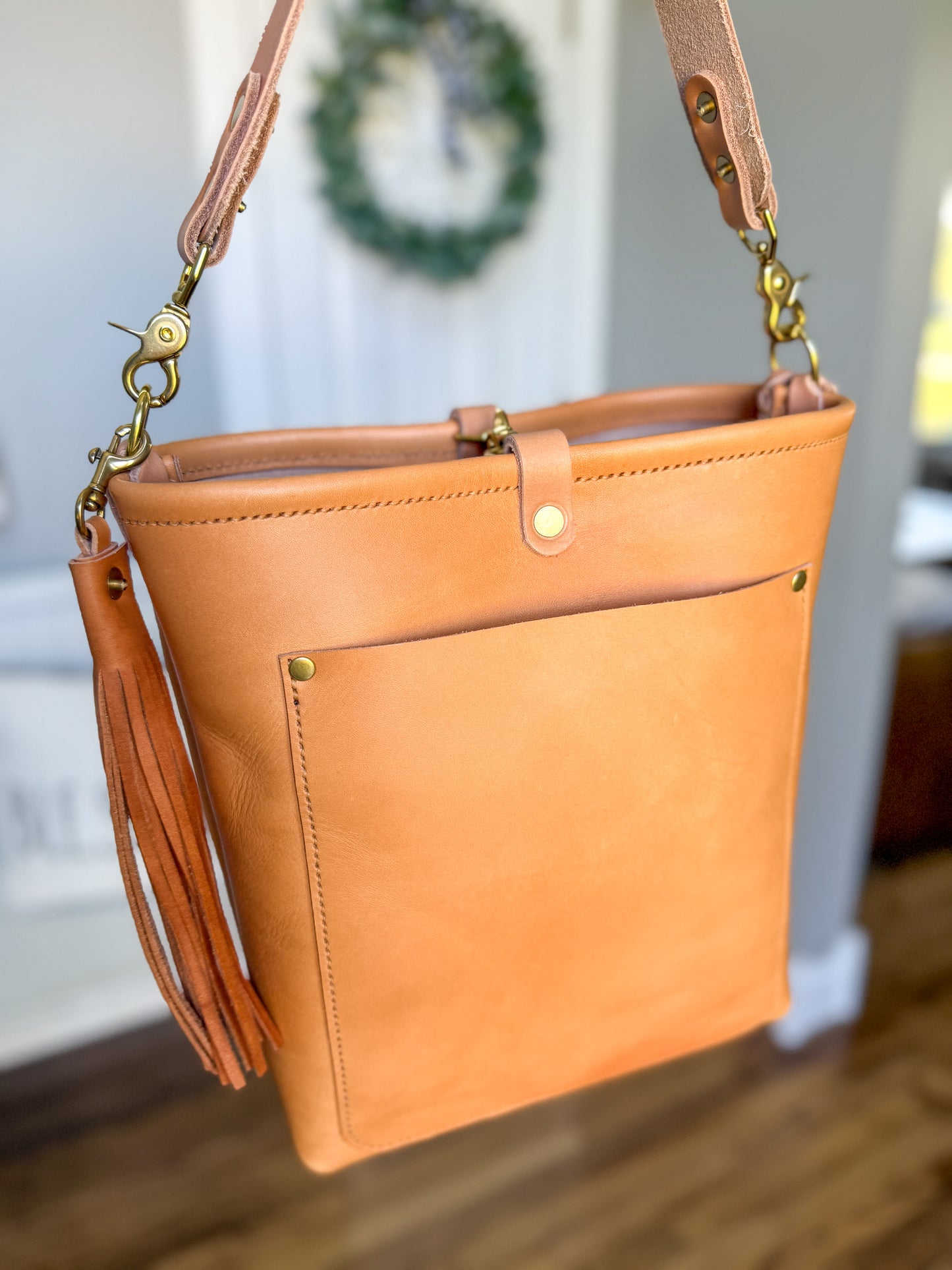 Bennett Bucket in Natural Vachetta (non-milled)