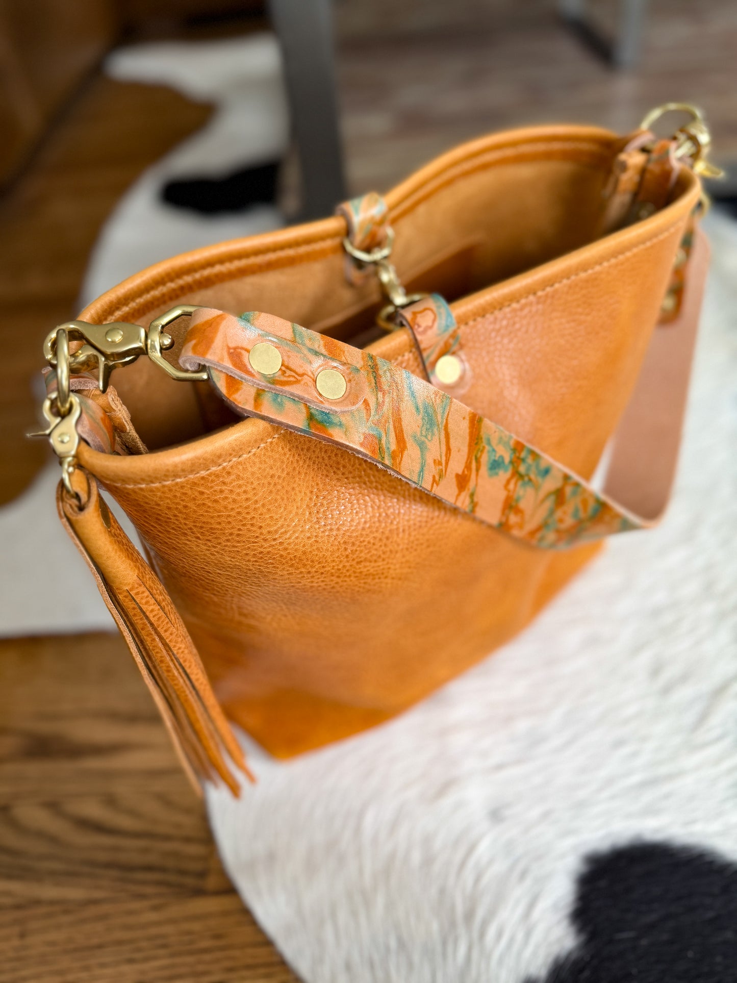 Hobo Bucket in Italian Honey Saffron Vegetable Tan w/Candy Strap