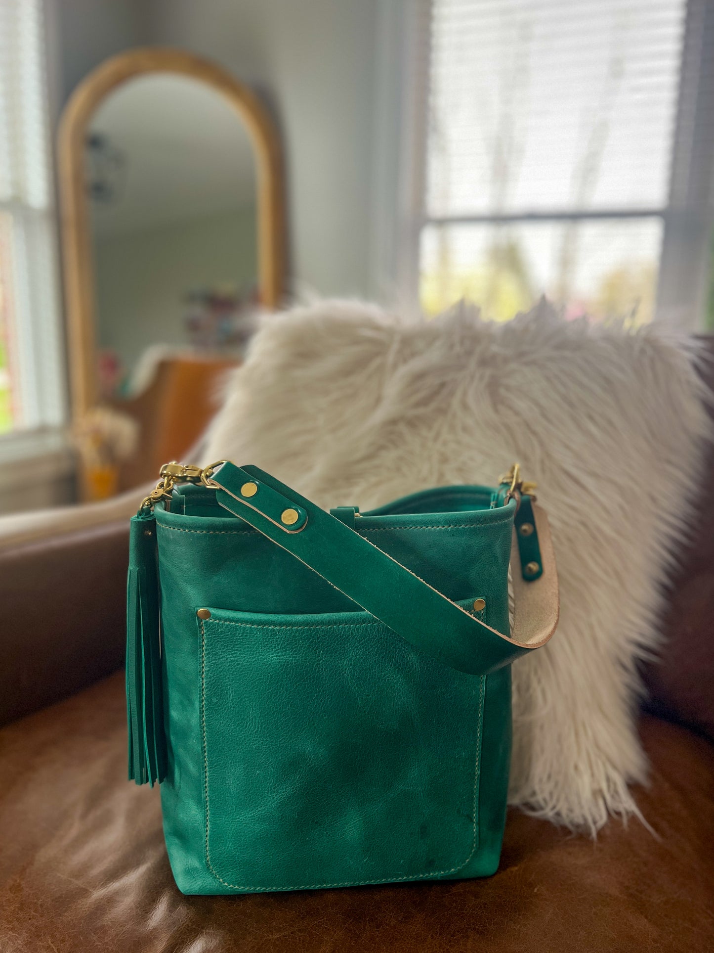 Bennett Bucket in Teal Full Grain Leather
