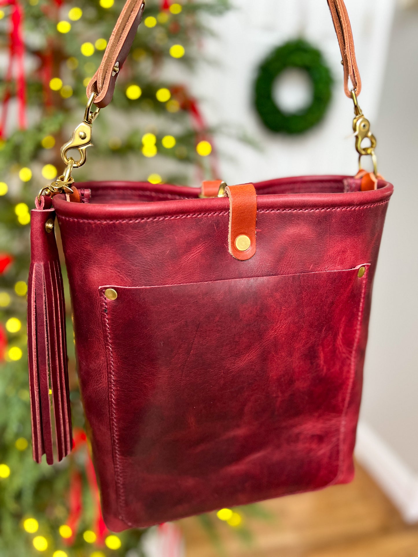 Bennett Bucket in Russet Horween Derby Leather