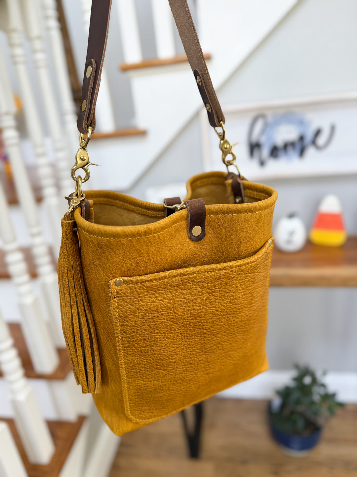 Bennett Bucket in Goldenrod Full Grain Bison