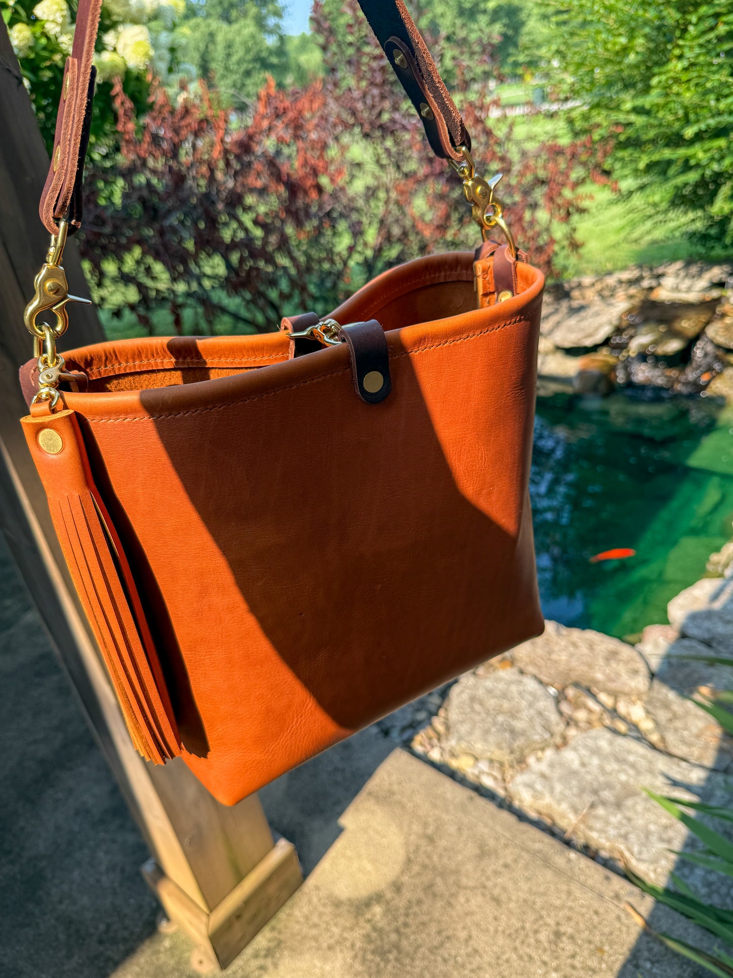 Bennett Bucket in Tawny Full Grain Leather
