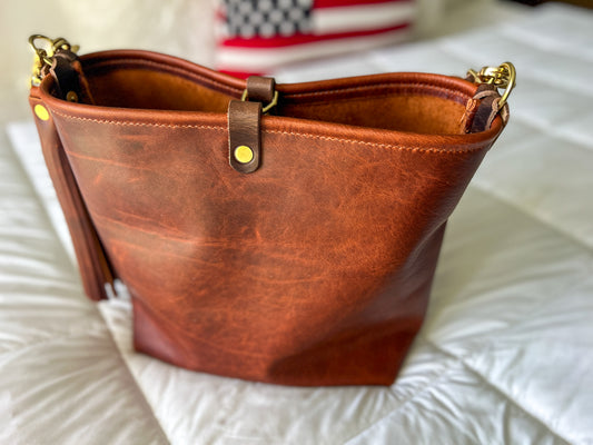 Hobo Bucket in Full Grain Rushmore Leather