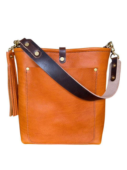 Bennett Bucket in Ginger Vachetta