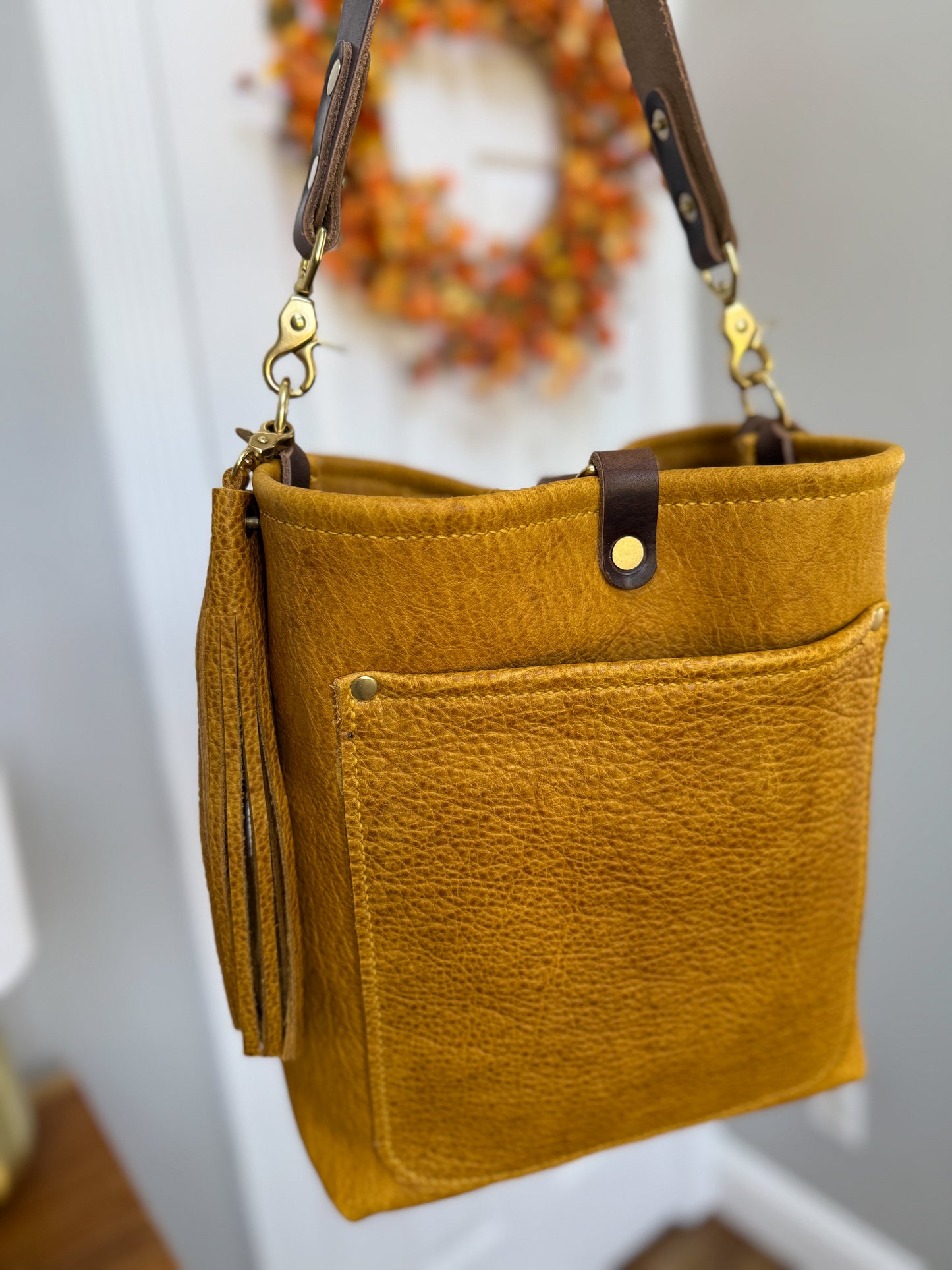 Bennett Bucket in Goldenrod Full Grain Bison