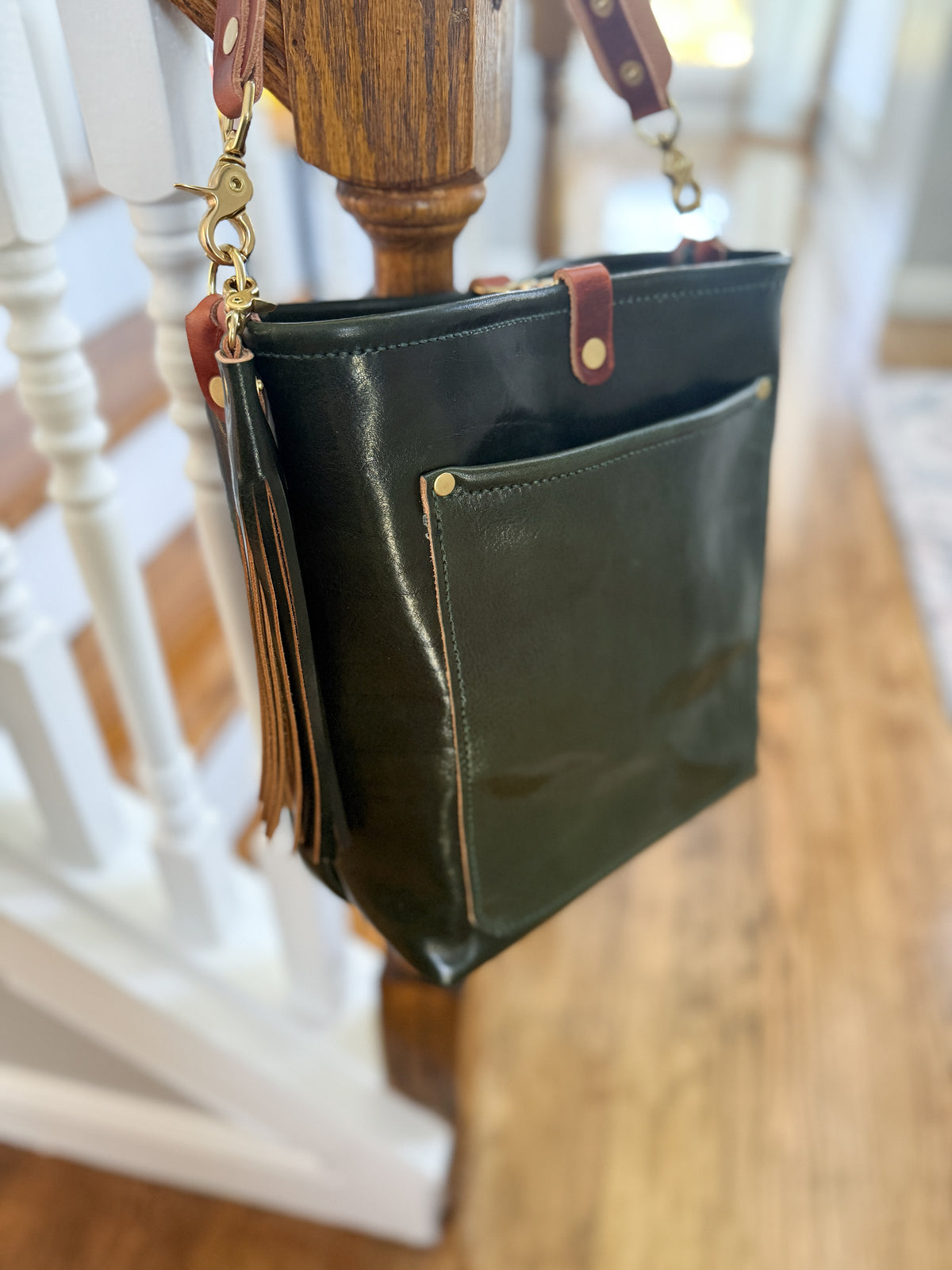 Bennett Bucket in Pine Cuoio Italian Leather