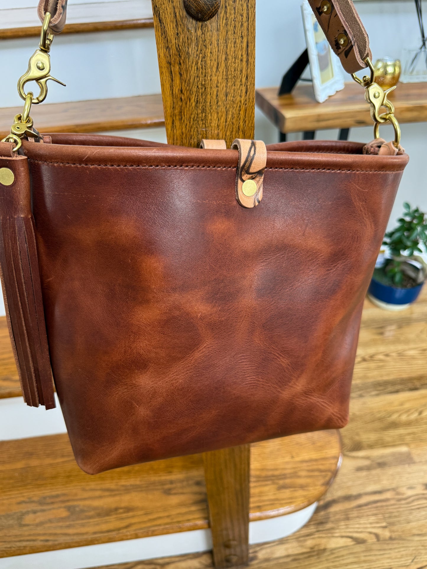 Hobo Bucket in Horween Brown Nut Dublin w/Candy Strap