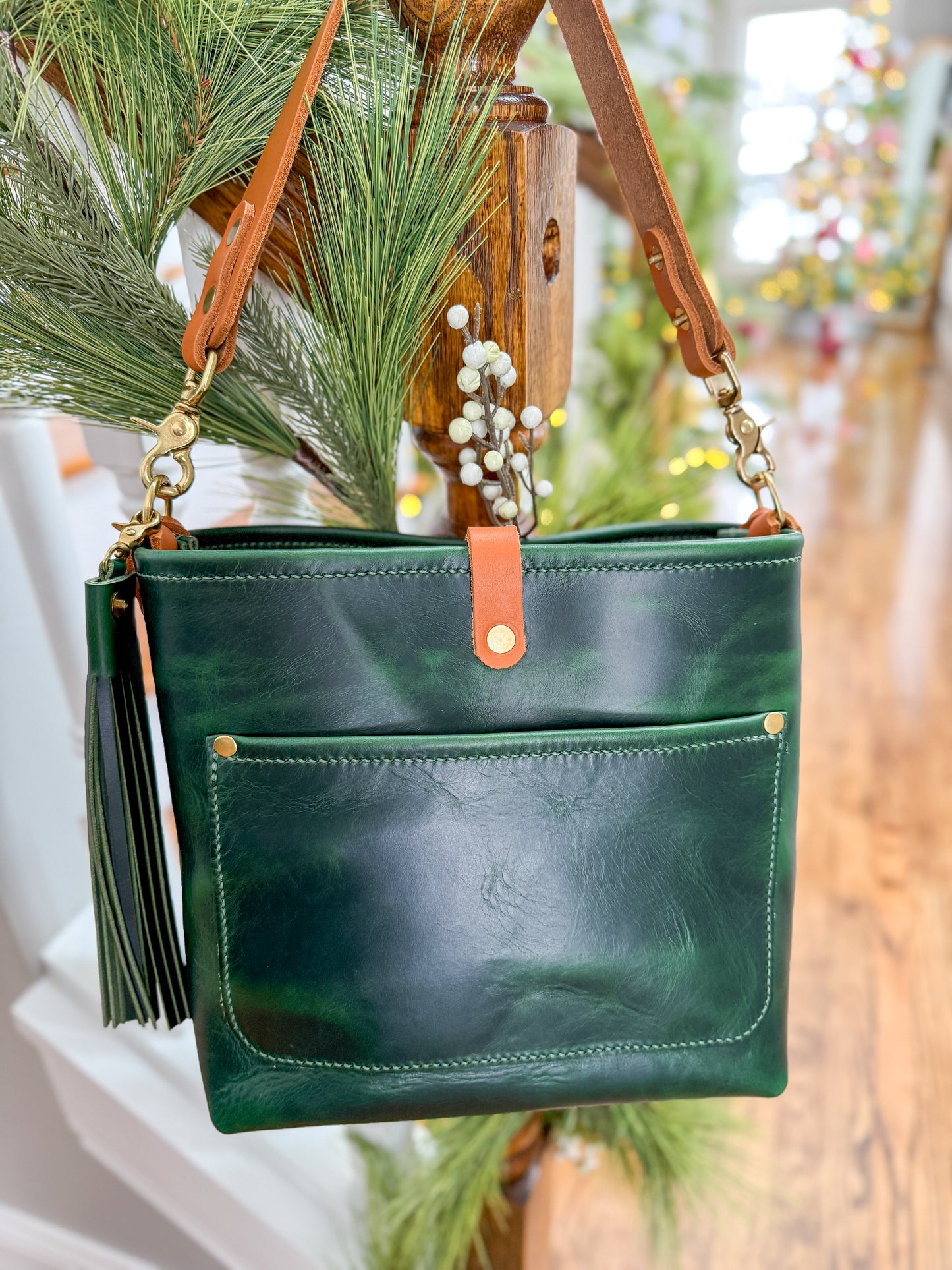 Bennett “shorty” Bucket in Emerald Horween Puttman Leather