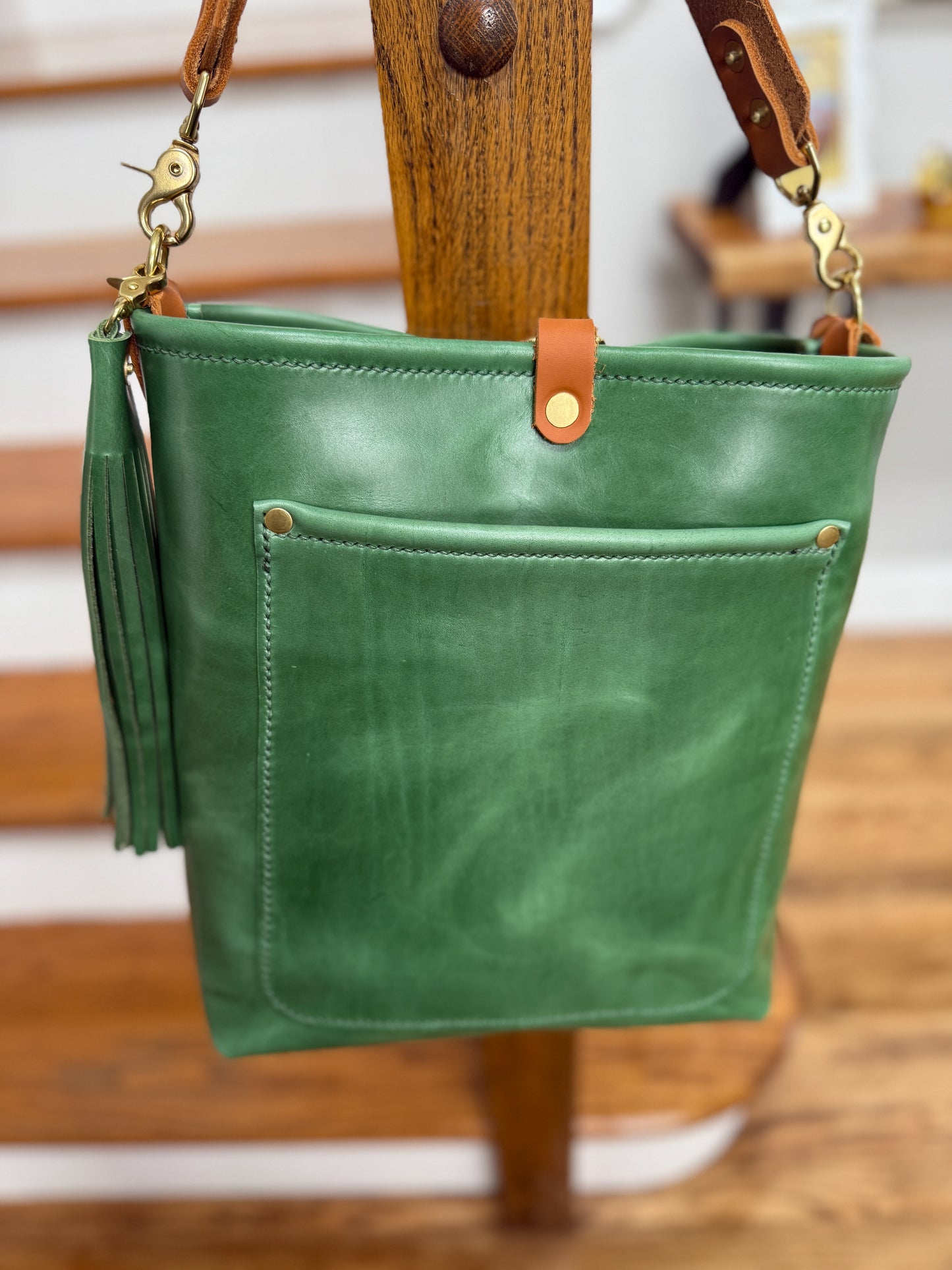 Bennett Bucket in Shamrock Green Full Grain Leather