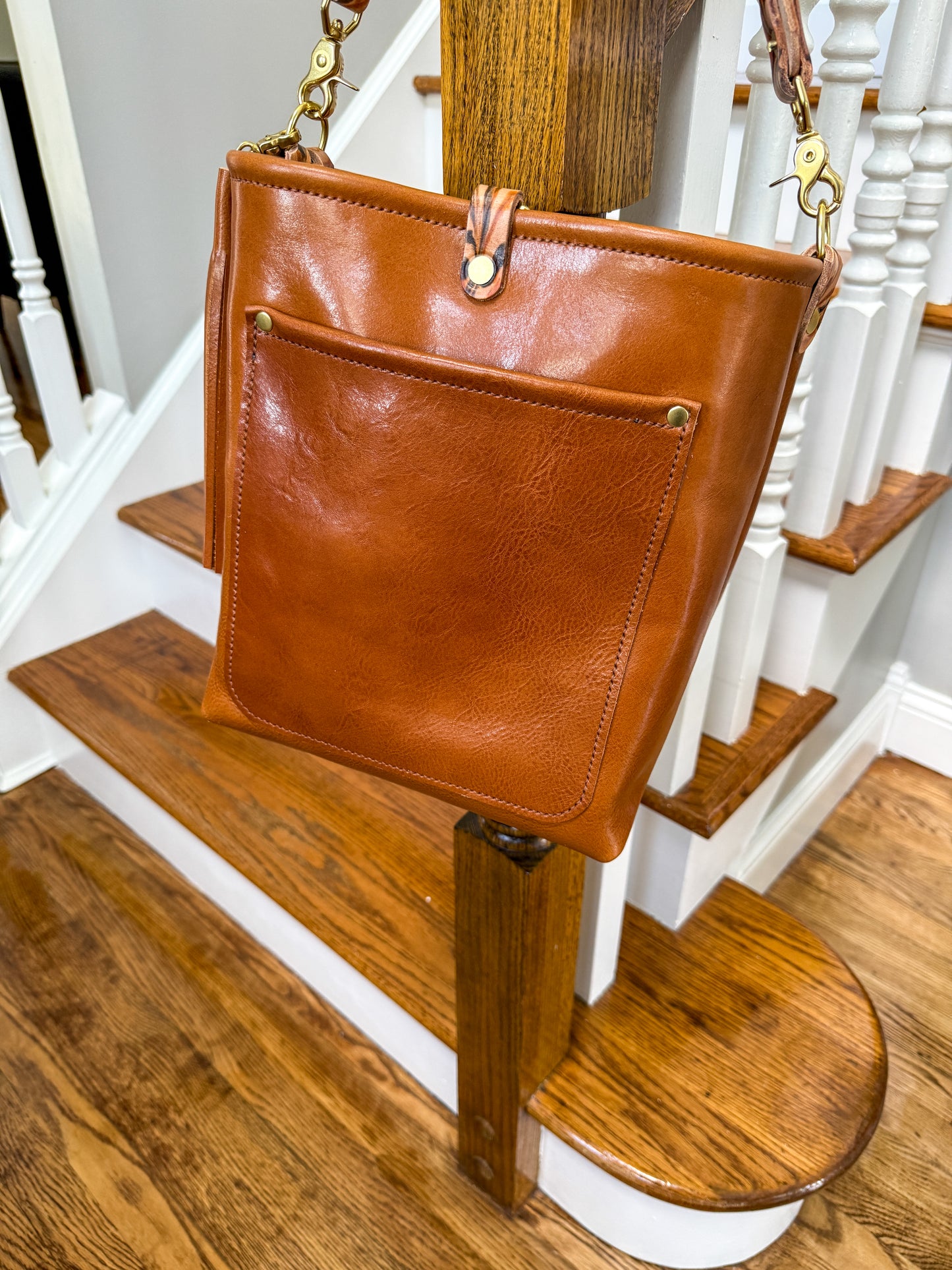 Bennett Bucket in Miel Cuoio Italian Leather w/Candy Strap