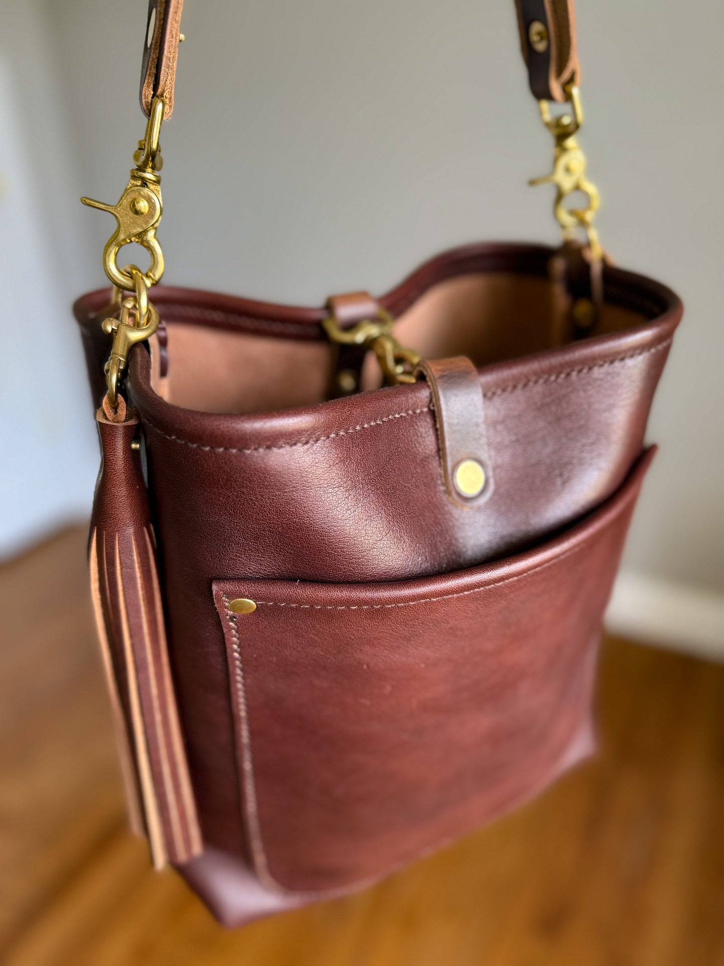 Bennett Bucket in Luxe Horween