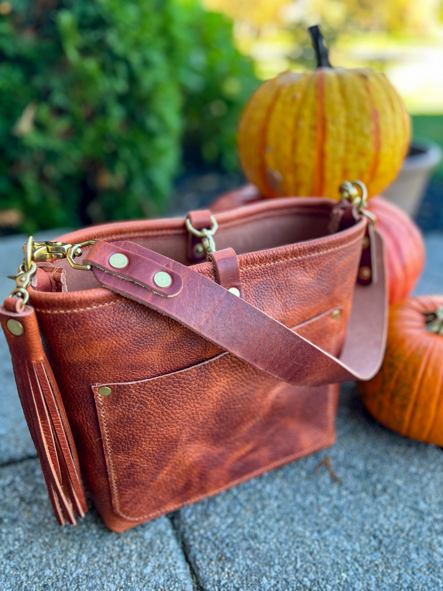 Bennett “shorty” Bucket in Horween English Tan Derby-Special Edition