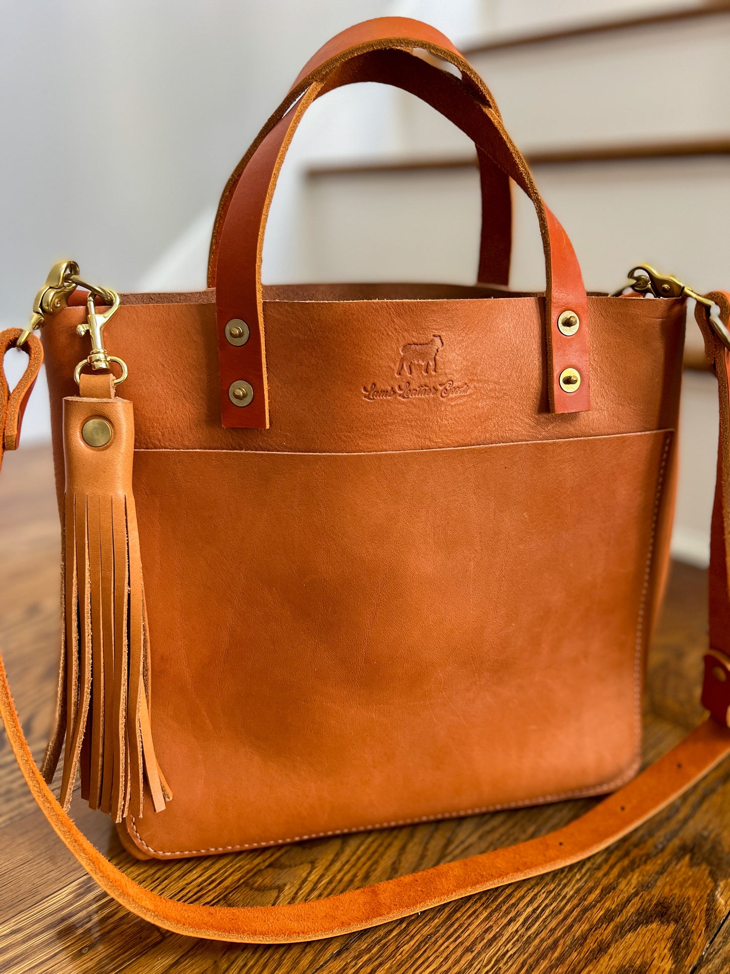 Medium Brookie Tote in Premium Saddle