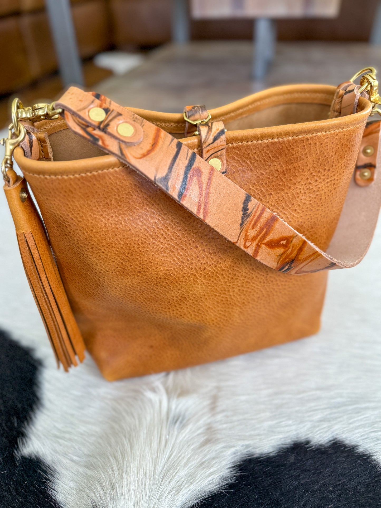 Hobo Bucket in Italian Honey Saffron Vegetable Tan w/Candy Strap