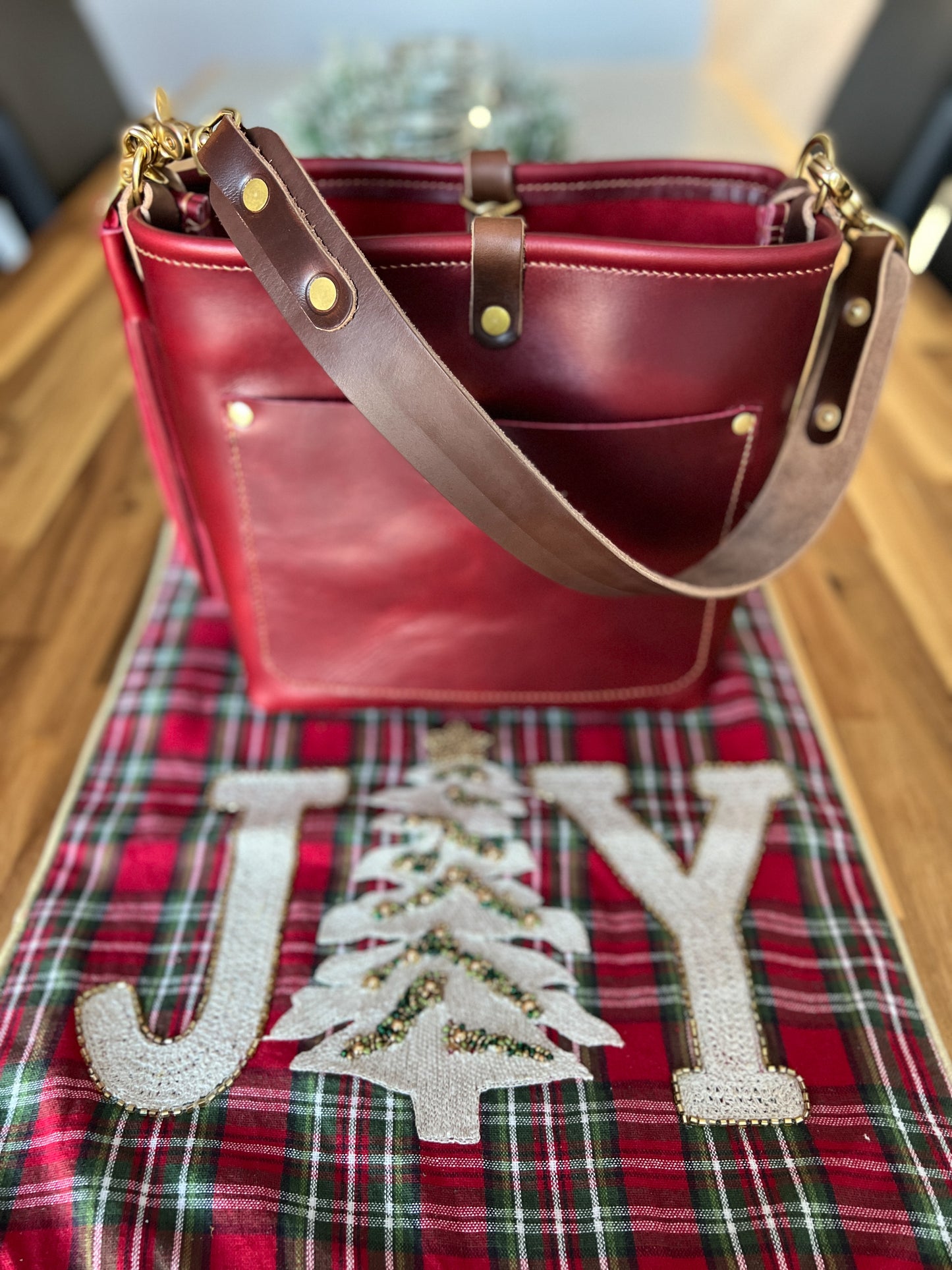 Bennett “shorty” Bucket in Horween London Red Bus