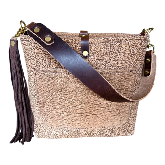 Bennett “shorty” Bucket in Full Grain Riverstone Bison