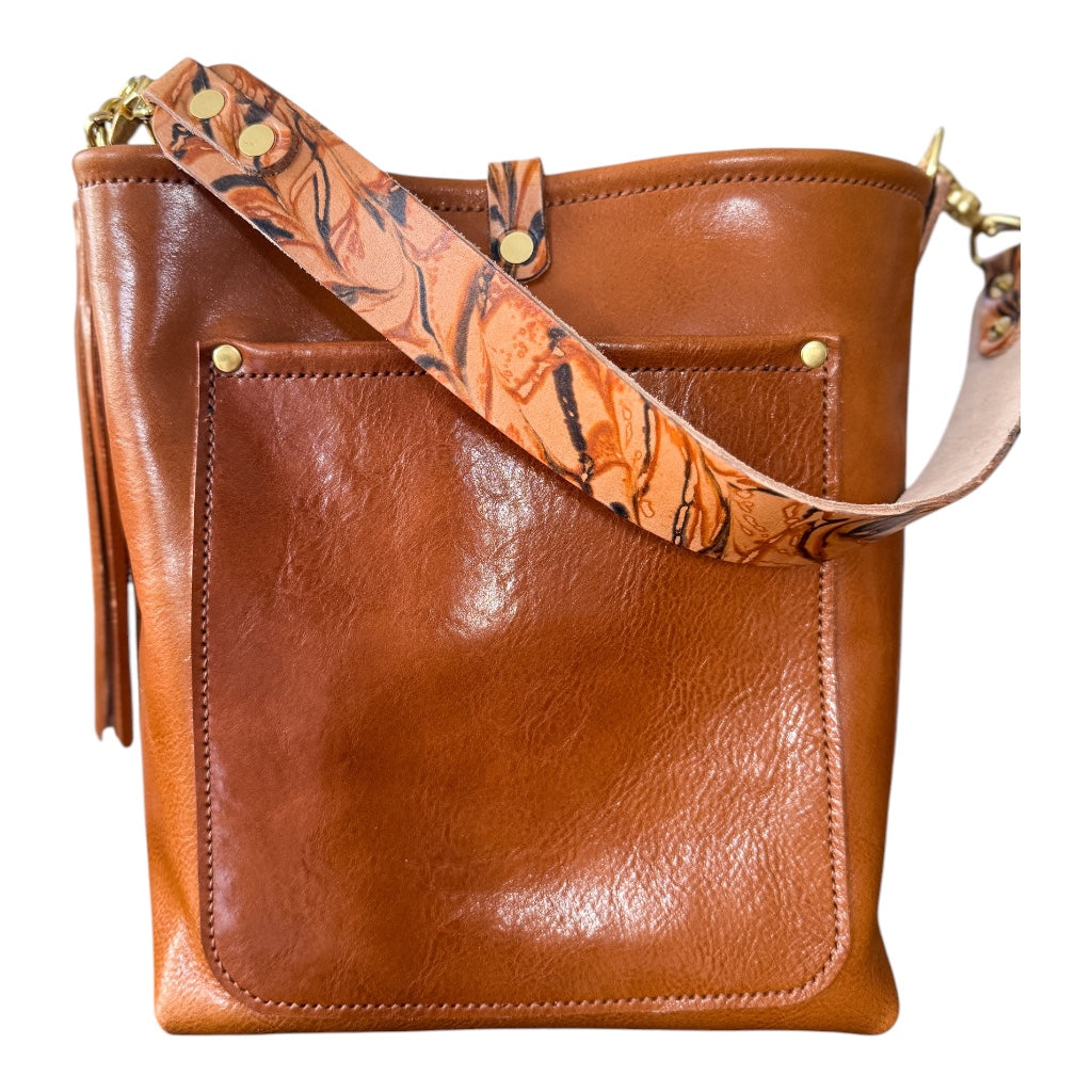 Bennett Bucket in Miel Cuoio Italian Leather w/Candy Strap
