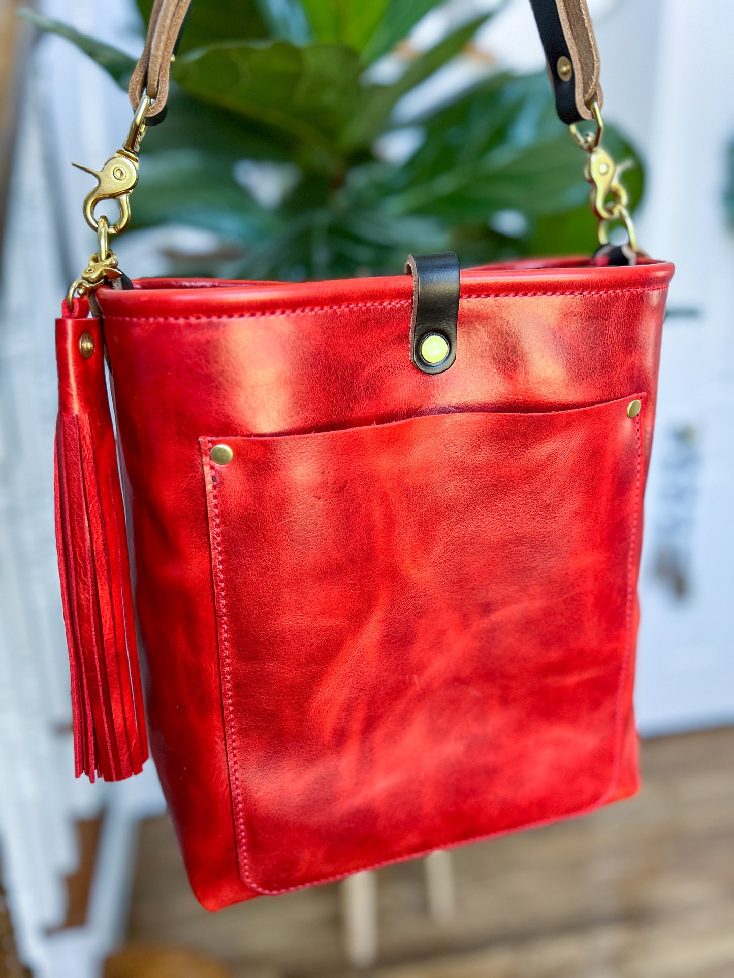 Bennett Bucket in Chili Pepper Full Grain Leather