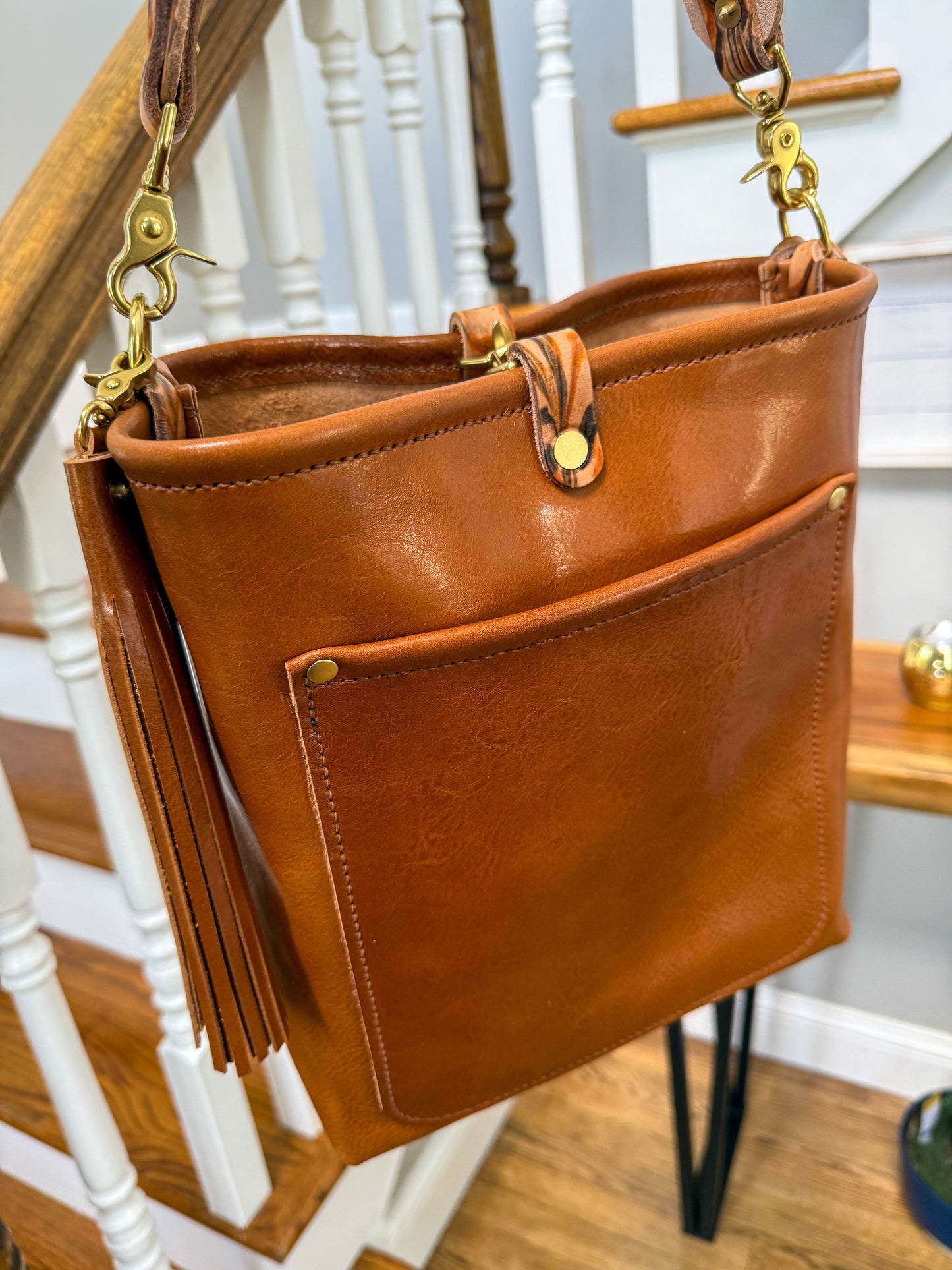 Bennett Bucket in Miel Cuoio Italian Leather w/Candy Strap