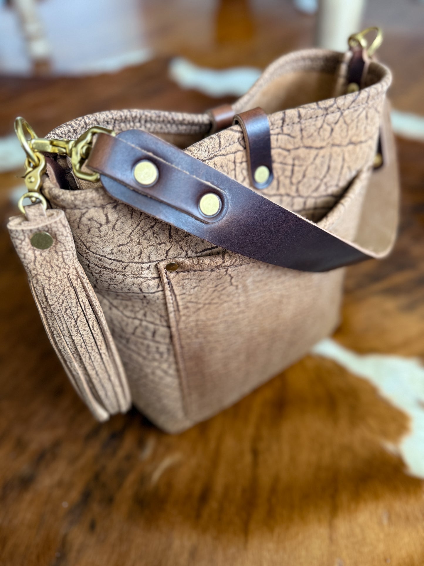 Bennett Bucket in Riverstone Full Grain Bison