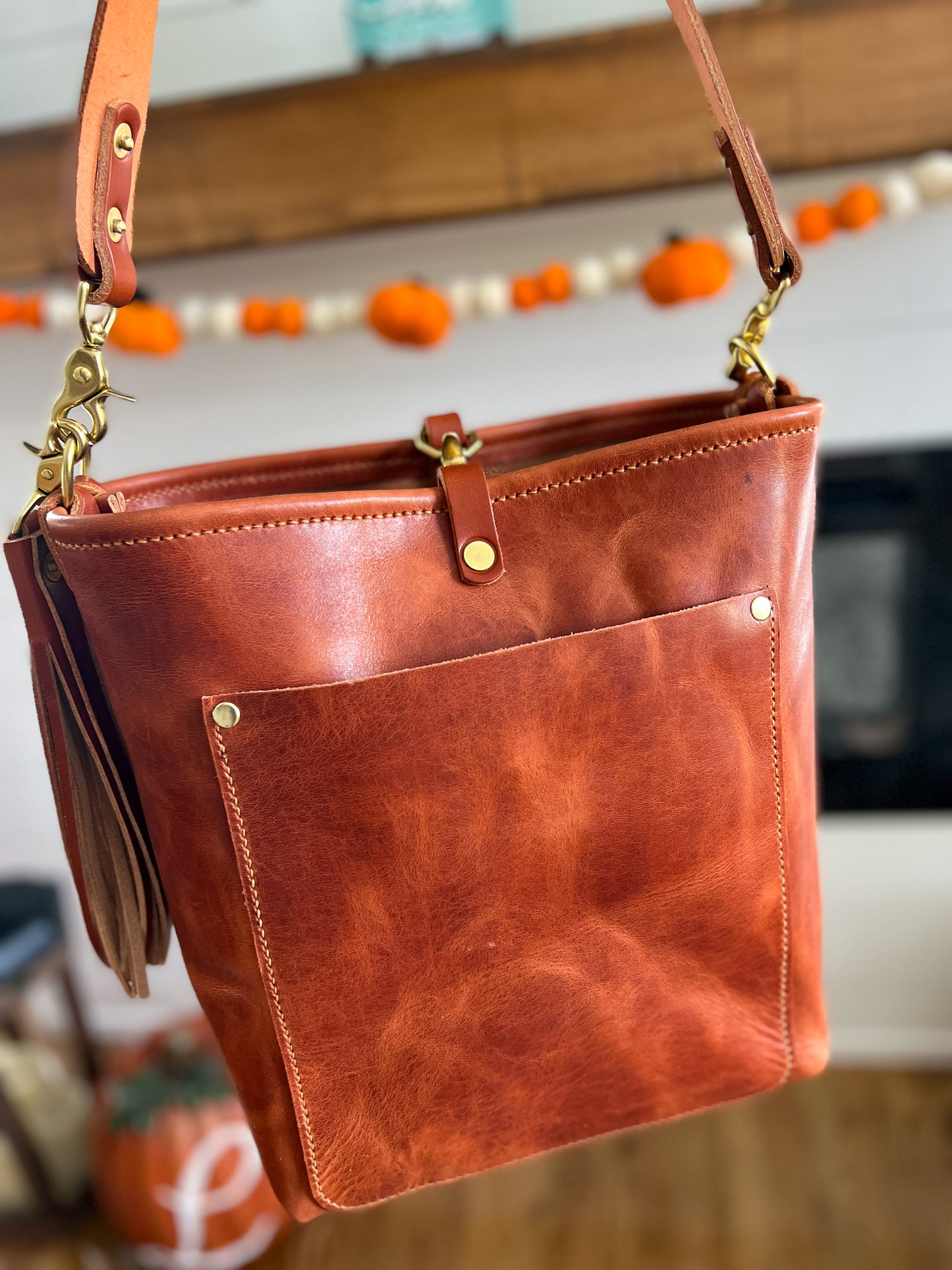 Bennett Bucket in Horween English Tan Derby