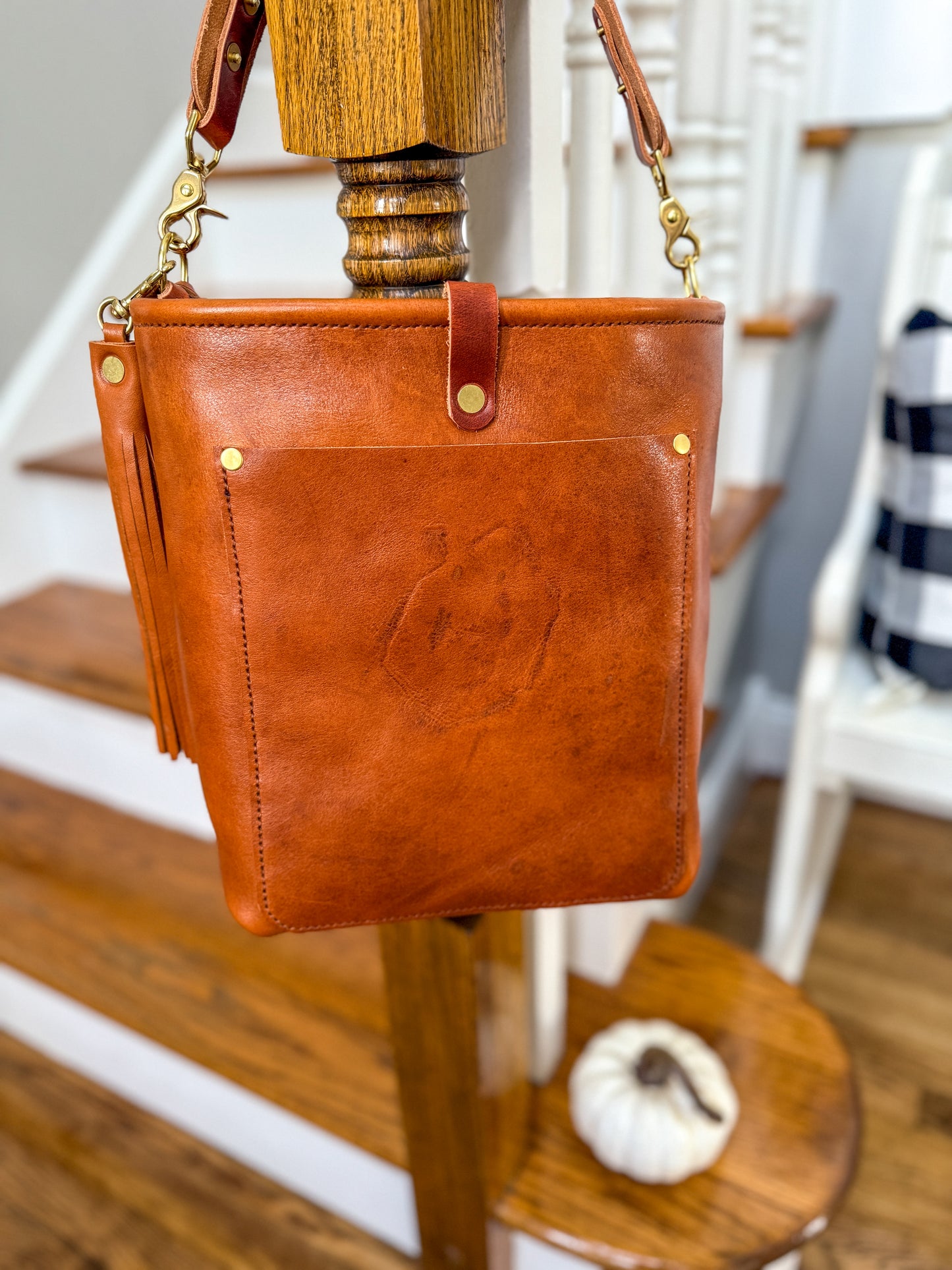 Bennett Bucket in Montana Vegetable Tan