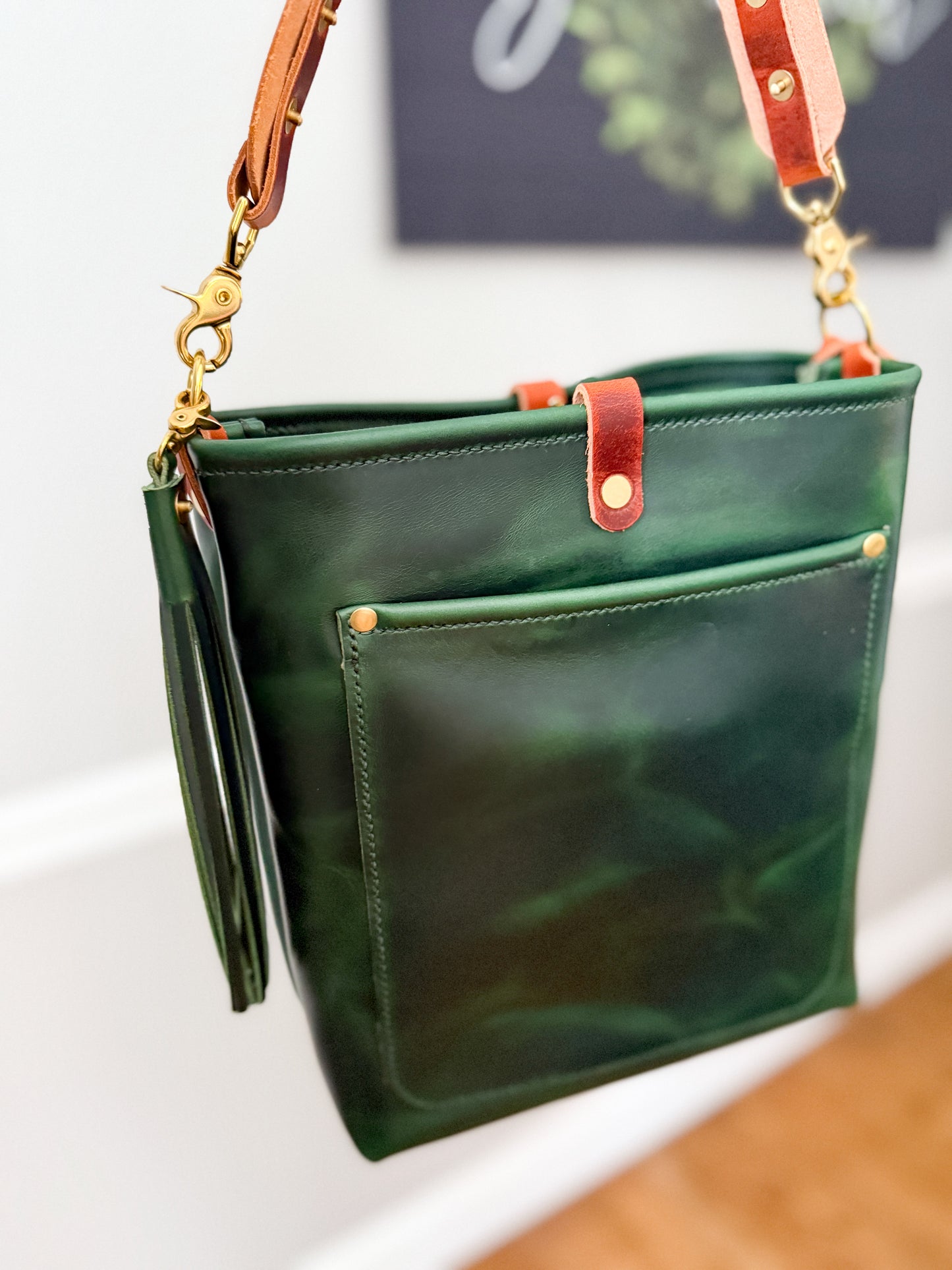 Bennett Bucket in Emerald Horween Puttman Leather