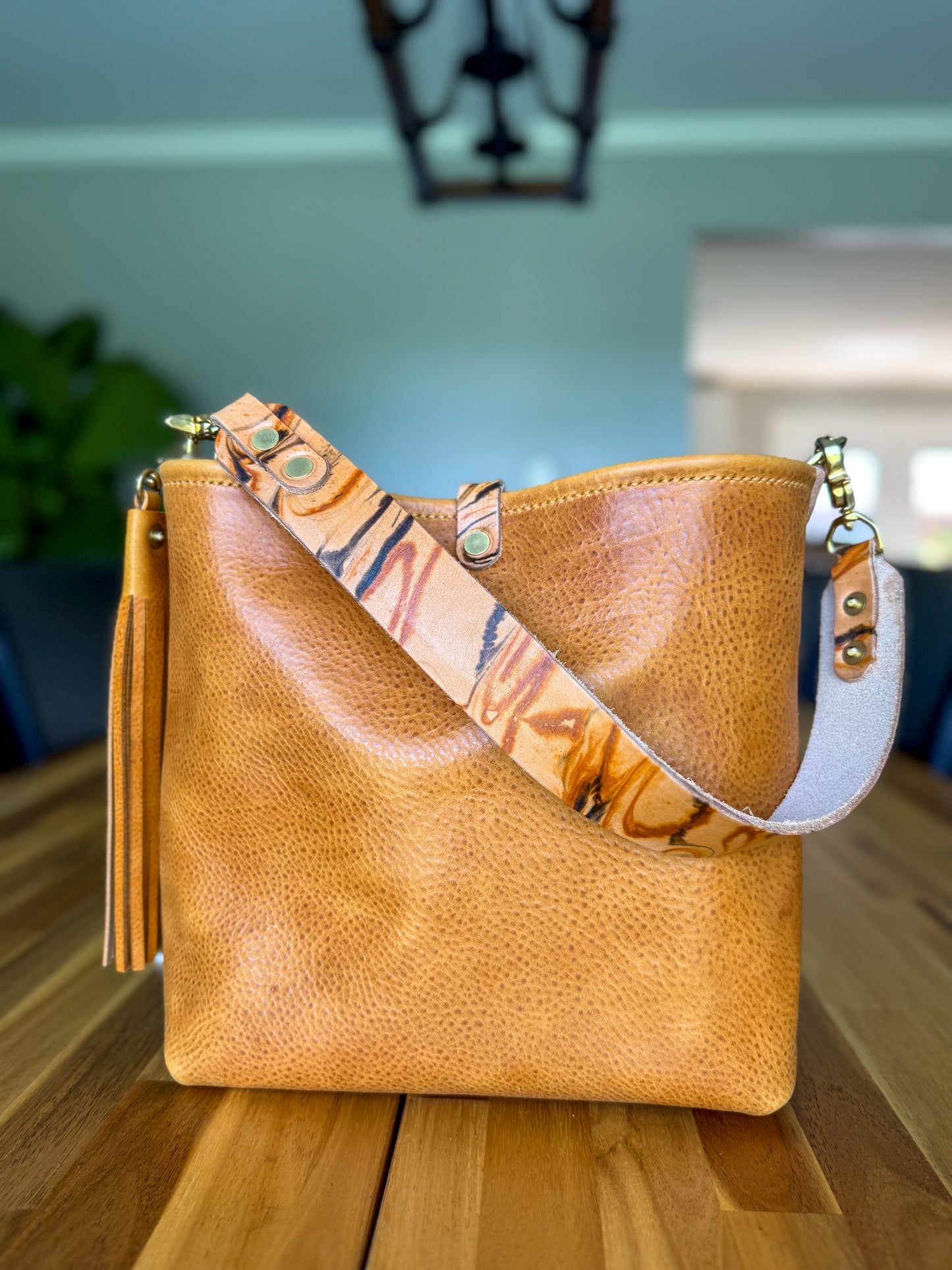 Hobo Bucket in Italian Honey Saffron Vegetable Tan w/Candy Strap
