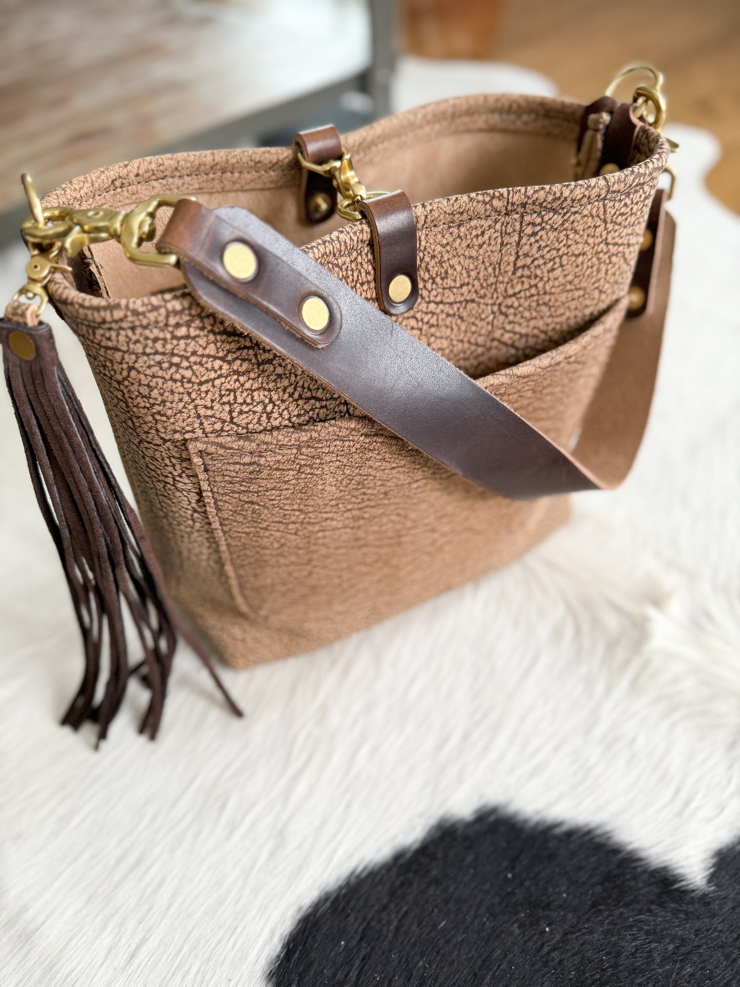 Bennett “shorty” Bucket in Full Grain Riverstone Bison