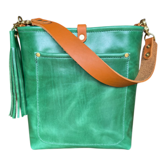 Bennett Bucket in Shamrock Green Full Grain Leather