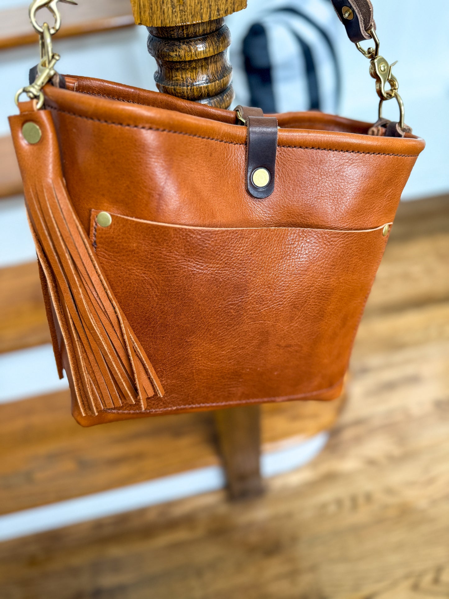 Bennett “shorty” Bucket in Montana Veg-Tan