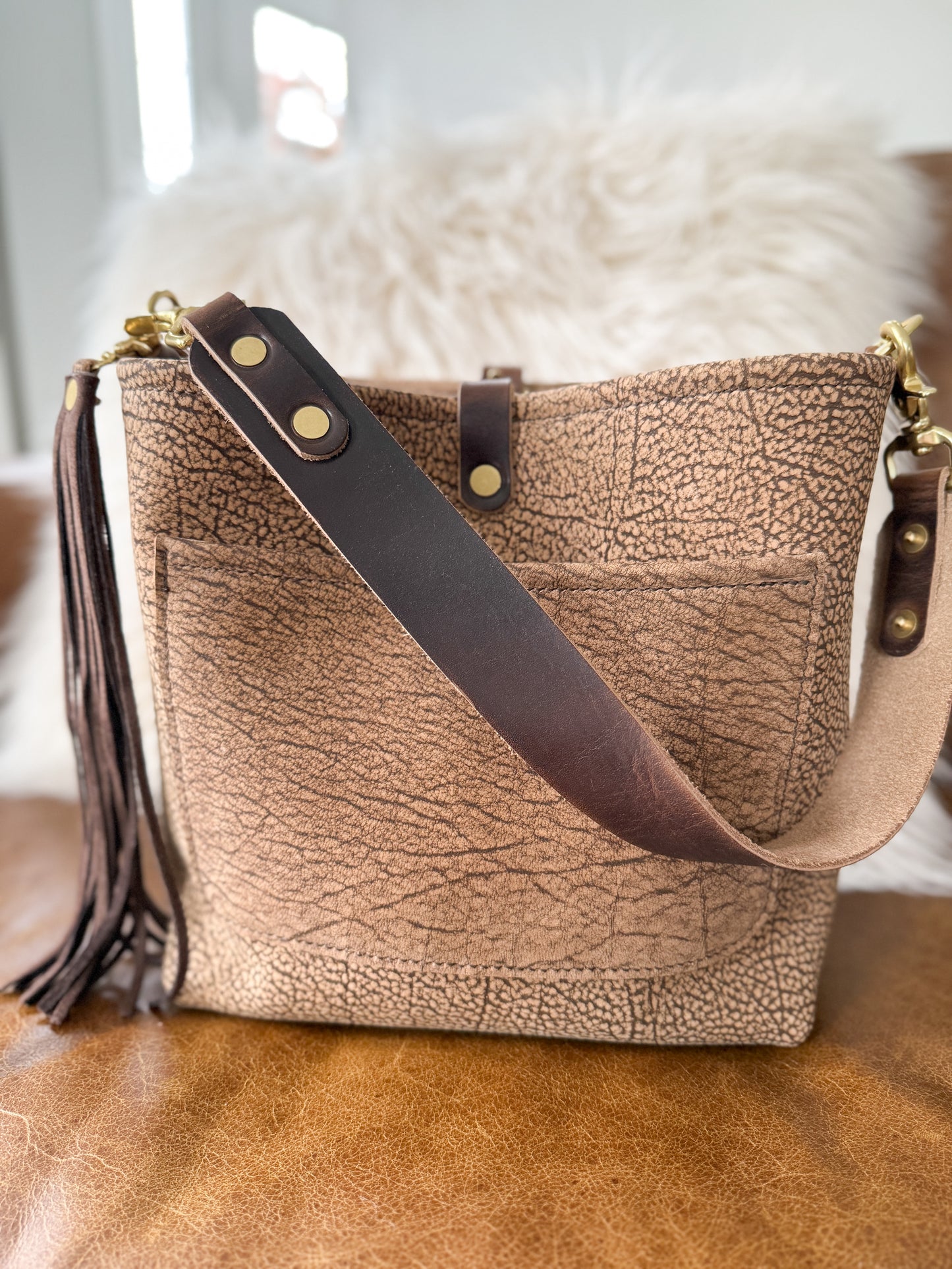 Bennett “shorty” Bucket in Full Grain Riverstone Bison