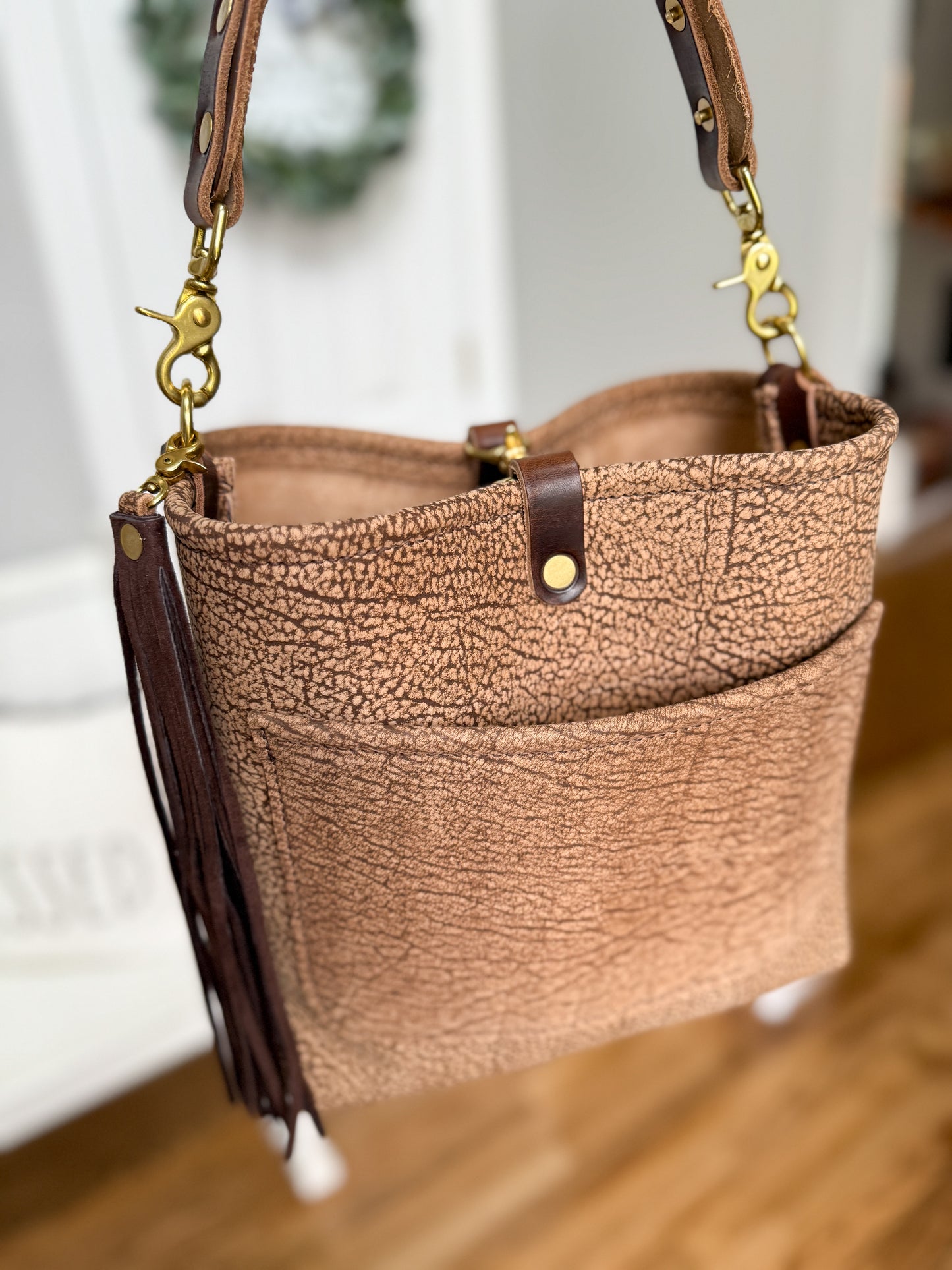 Bennett “shorty” Bucket in Full Grain Riverstone Bison